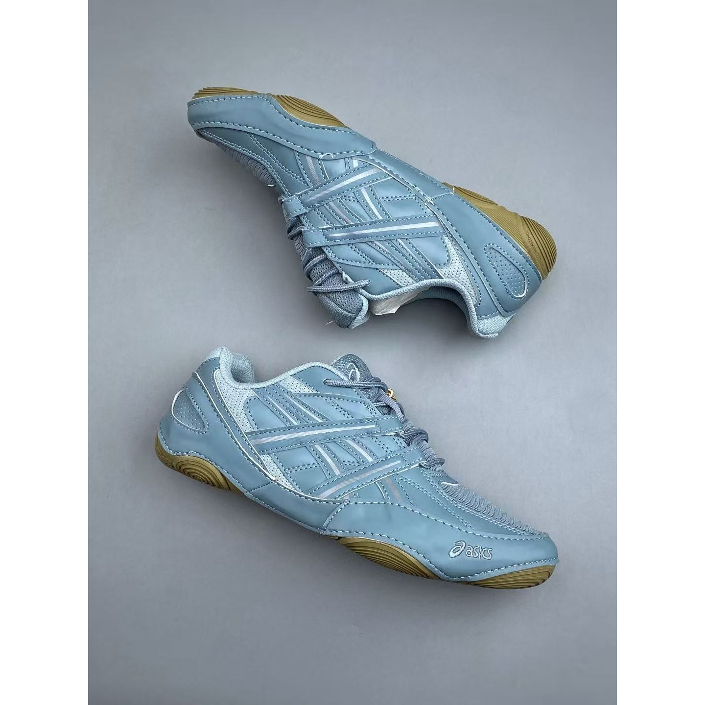 <p>Asics Hypersync&nbsp; 薄底德训鞋(藍)</p>