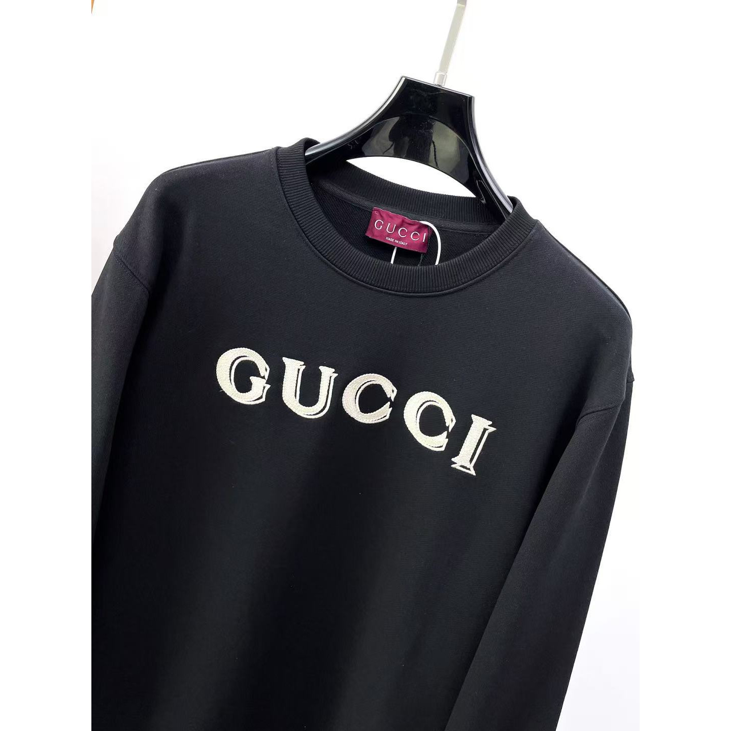 <p>GUCCI 圆领卫衣(黑)</p>