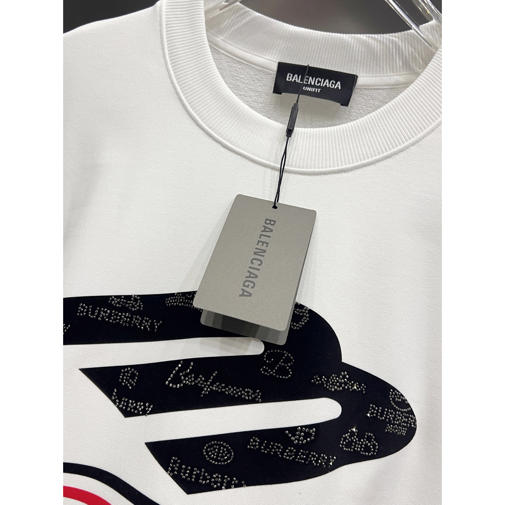 <p>Balenciaga 圆领长袖卫衣(白)</p>