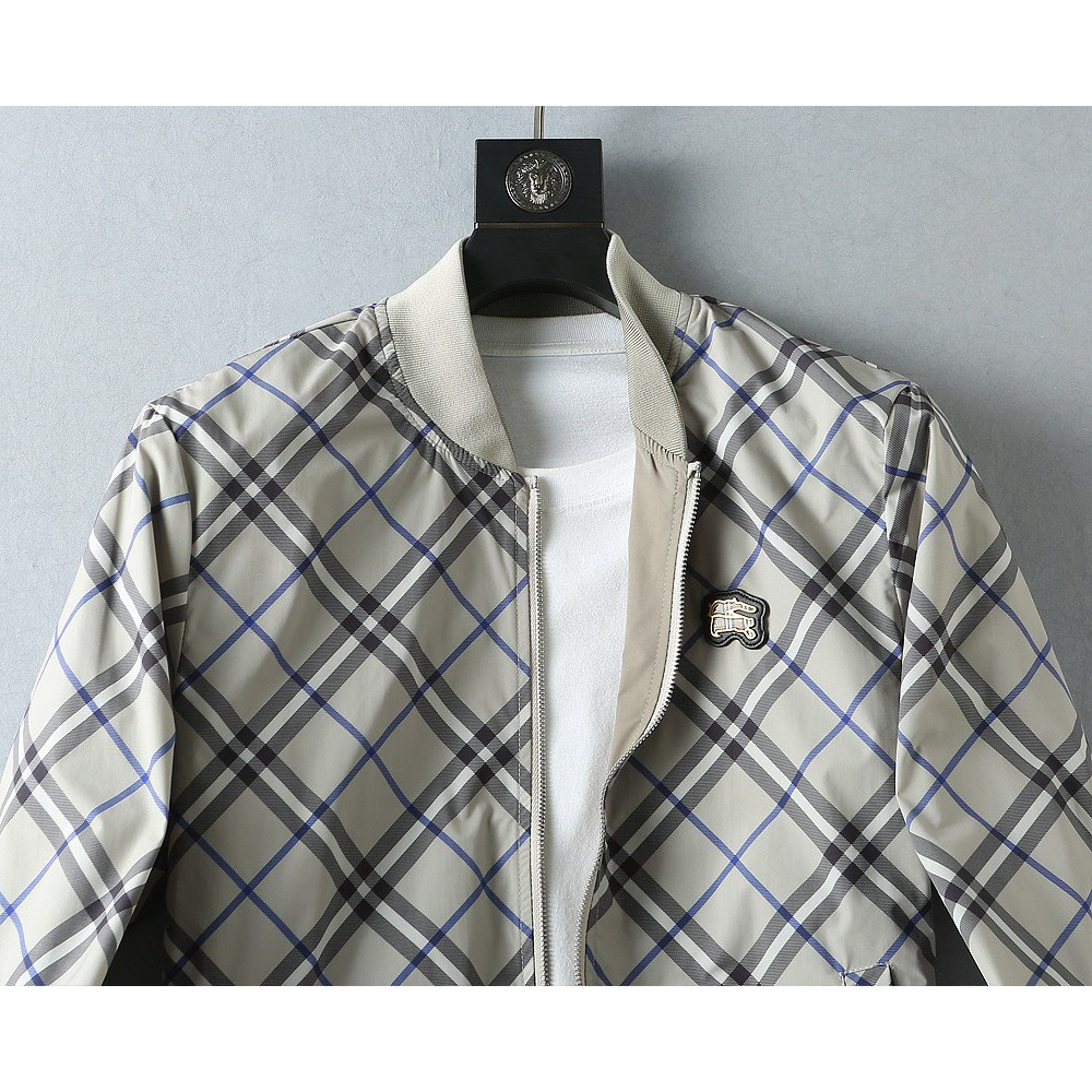 <p>BURBERRY 夹克外套(时尚设计师款)</p>