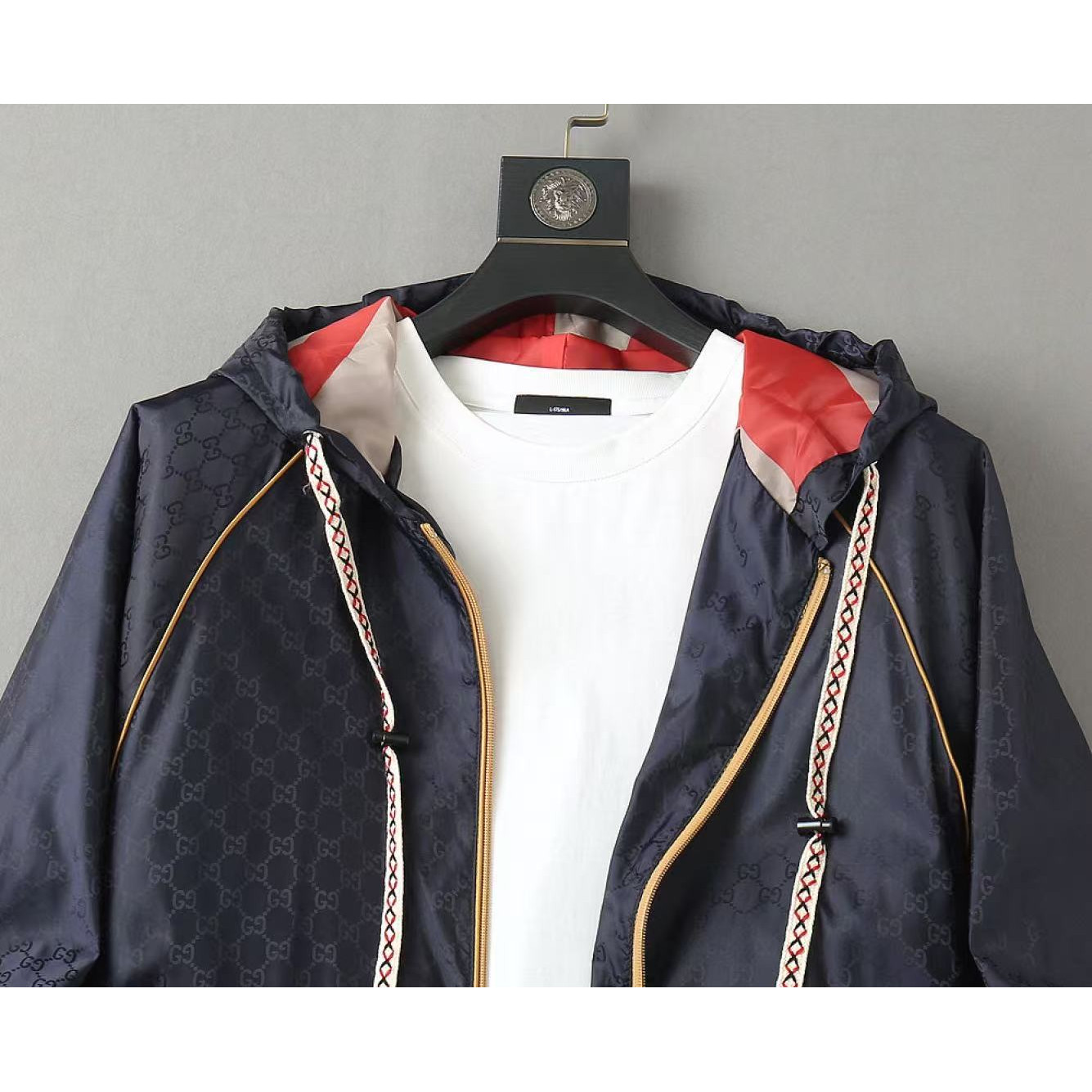 <p>GUCCI 男士夹克外套(800805)</p>