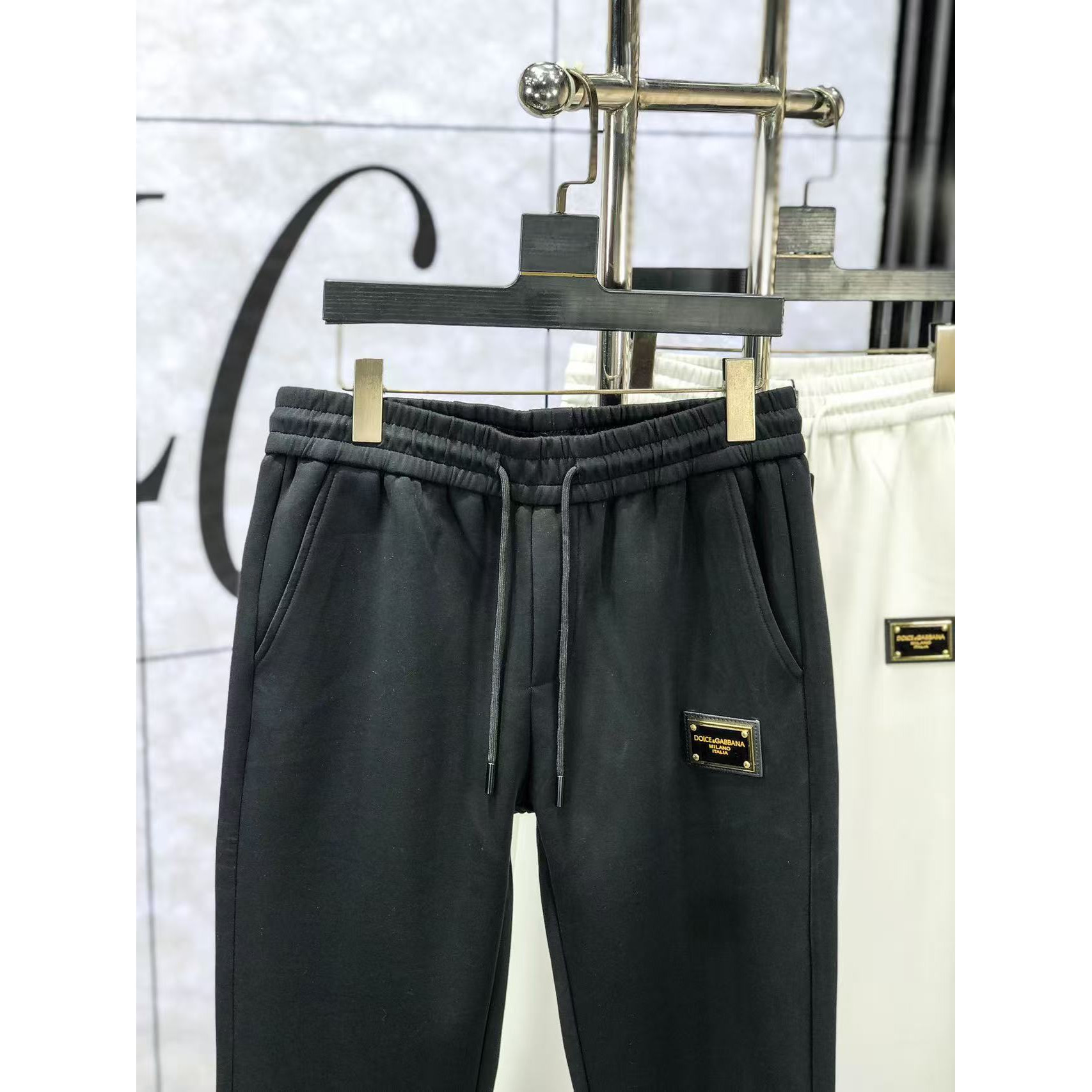 <p>D&amp;G 高品质时尚休闲裤(782941)</p>