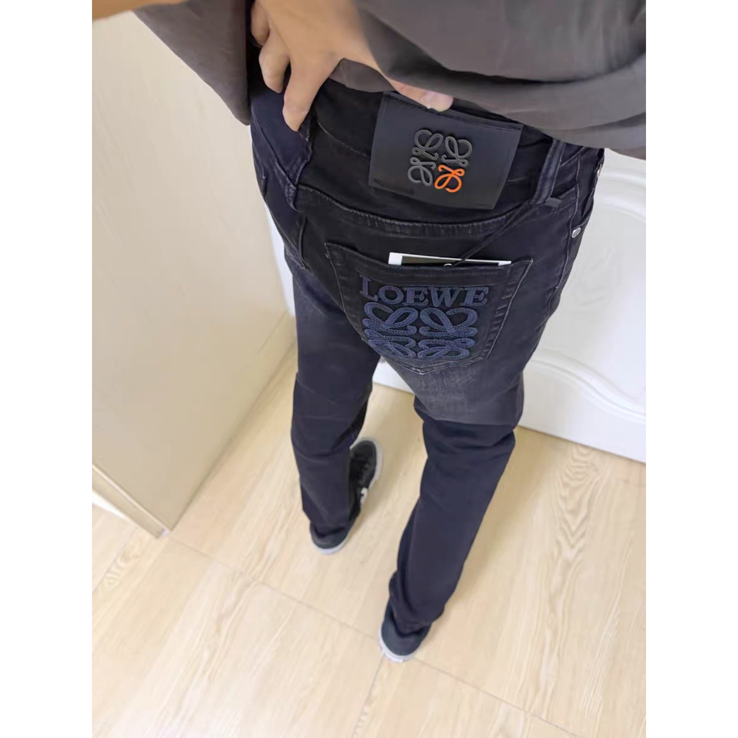 <p>LOEWE 休閒牛仔褲</p>
