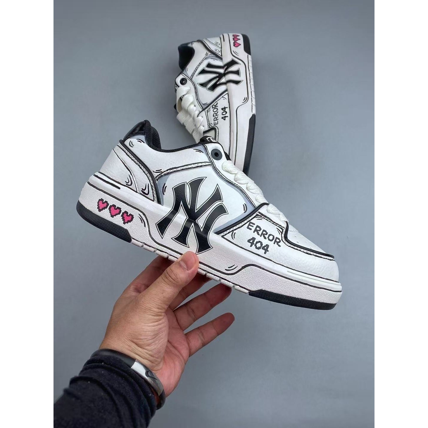 <p>MLB Chunky Liner&nbsp; 运动慢跑鞋(白)</p>