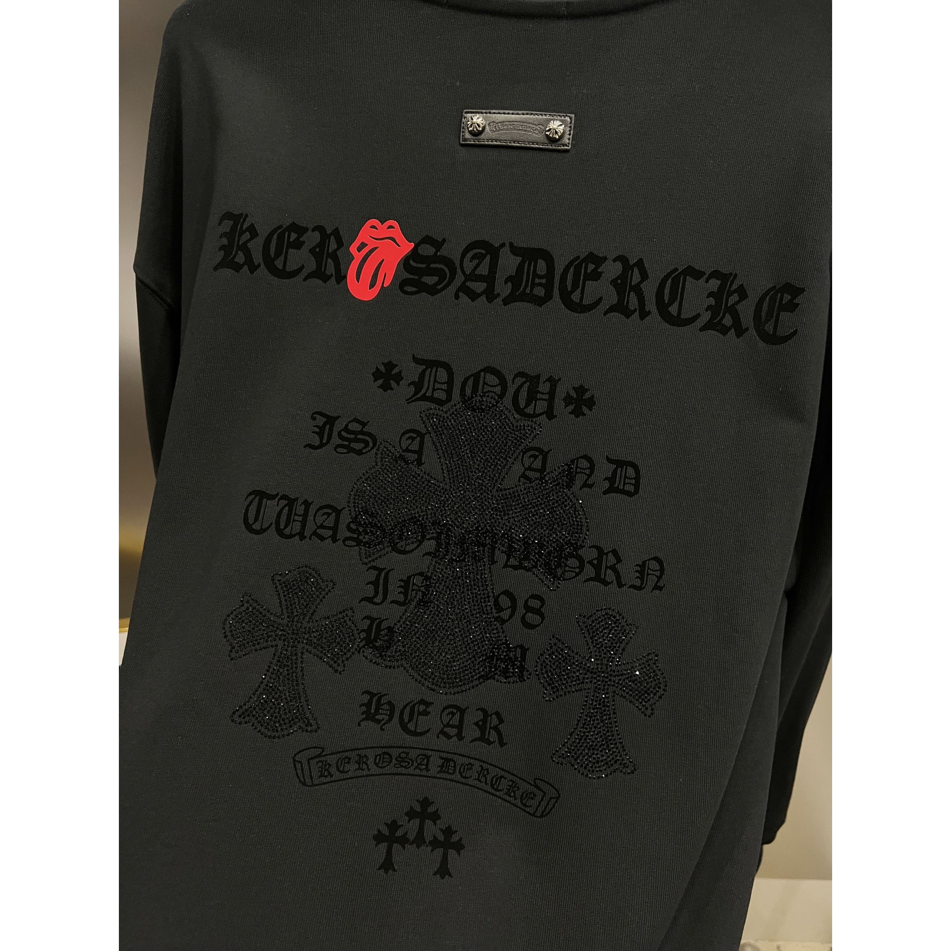 <p>CHROME HEARTS 圆领长袖卫衣(黑)</p>
