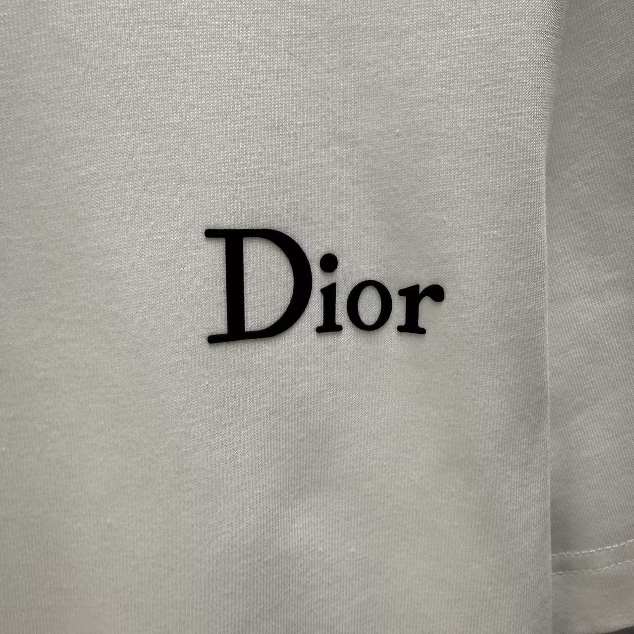 <p>DIOR 短袖T恤(白)</p>