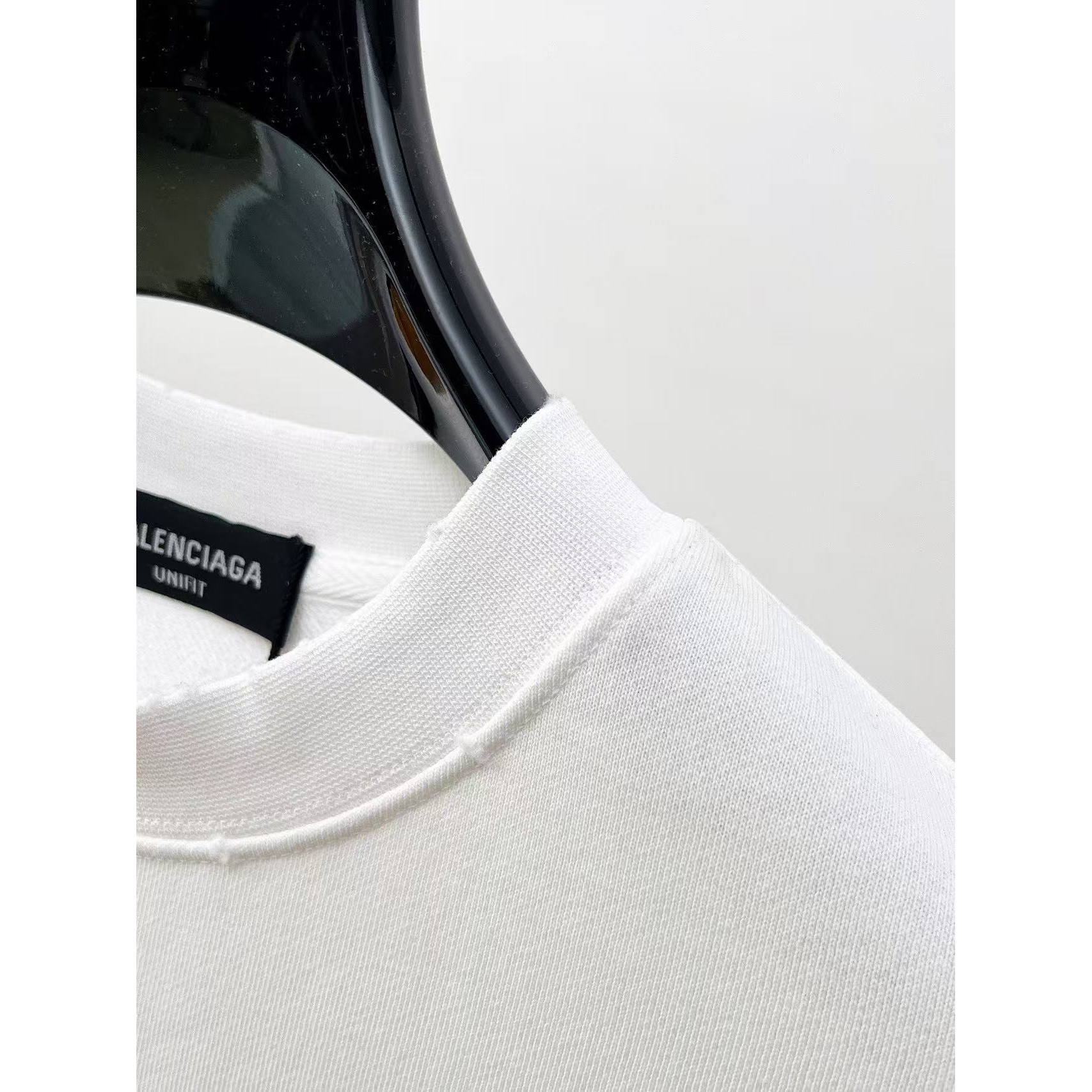 <p>Balenciaga 圓領長袖T恤(白)</p>