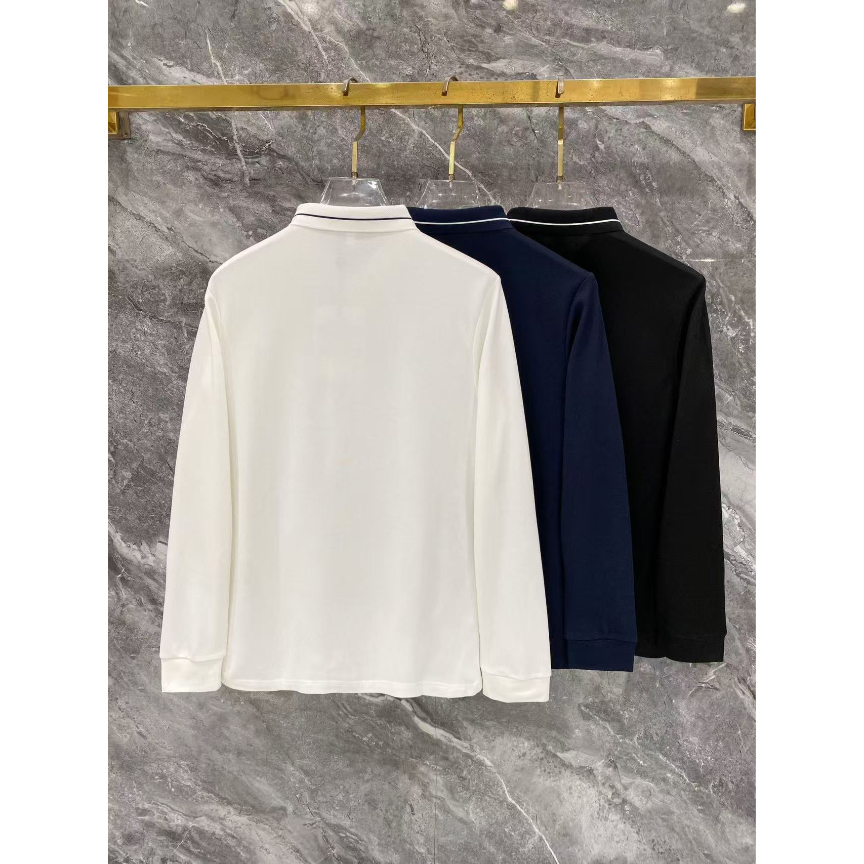 <p>MONCLER 秋冬长袖Polo(782997)</p>