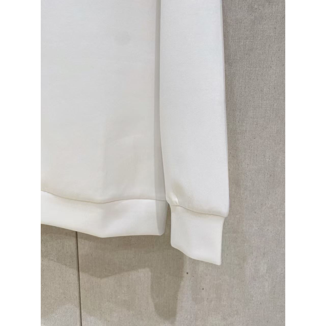 <p>BURBERRY 太空棉卫衣(白)</p>