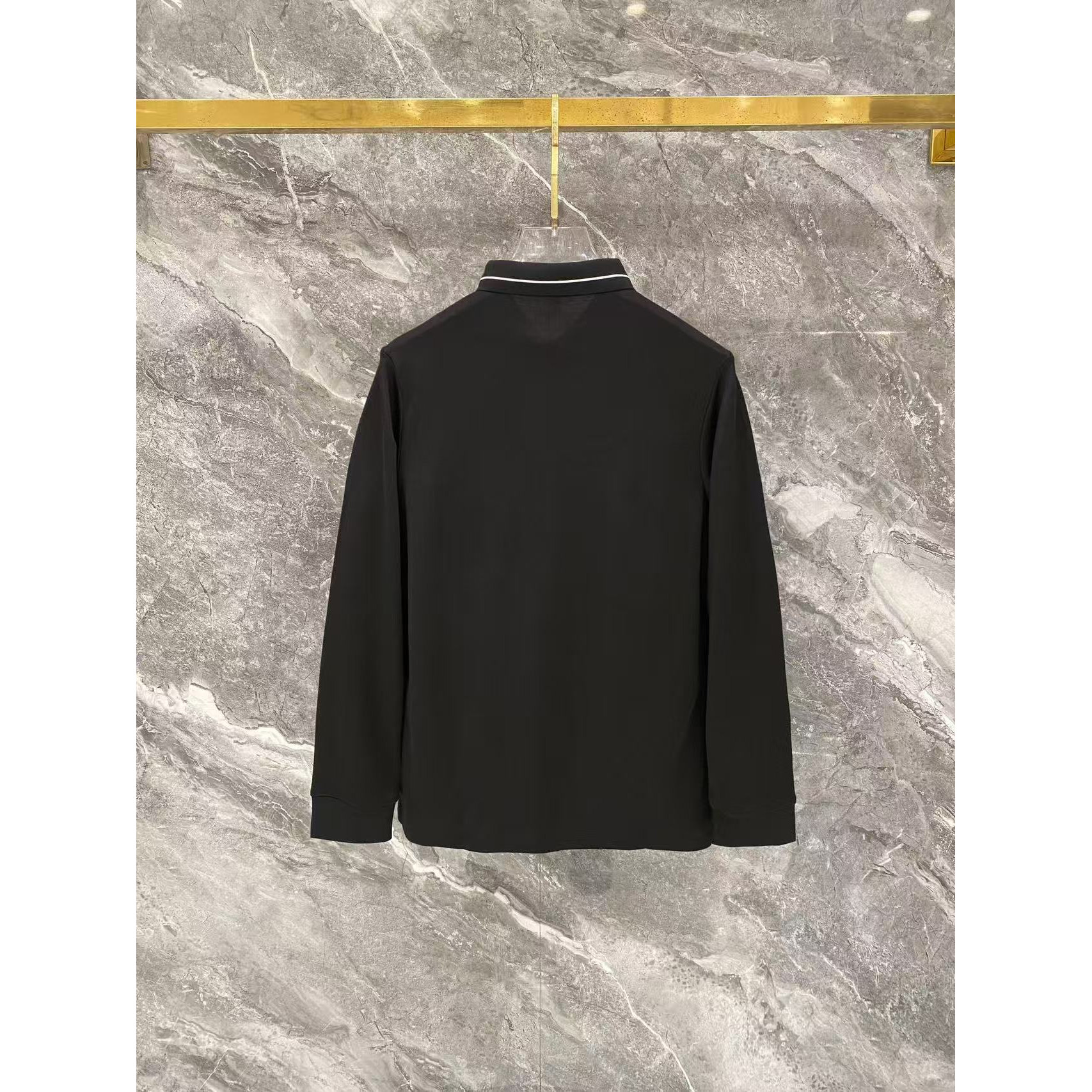 <p>MONCLER 秋冬长袖Polo(782997)</p>