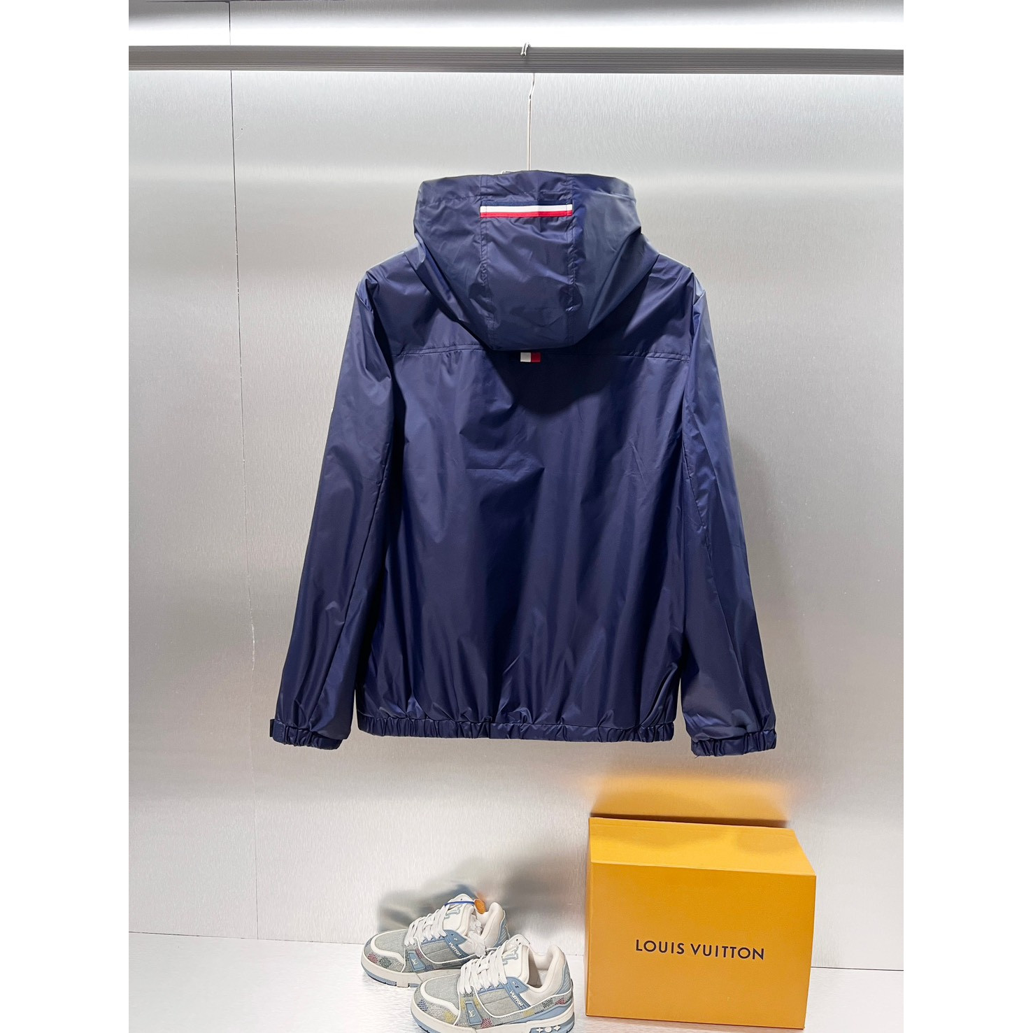 <p>MONCLER 夹克外套(藍)</p>