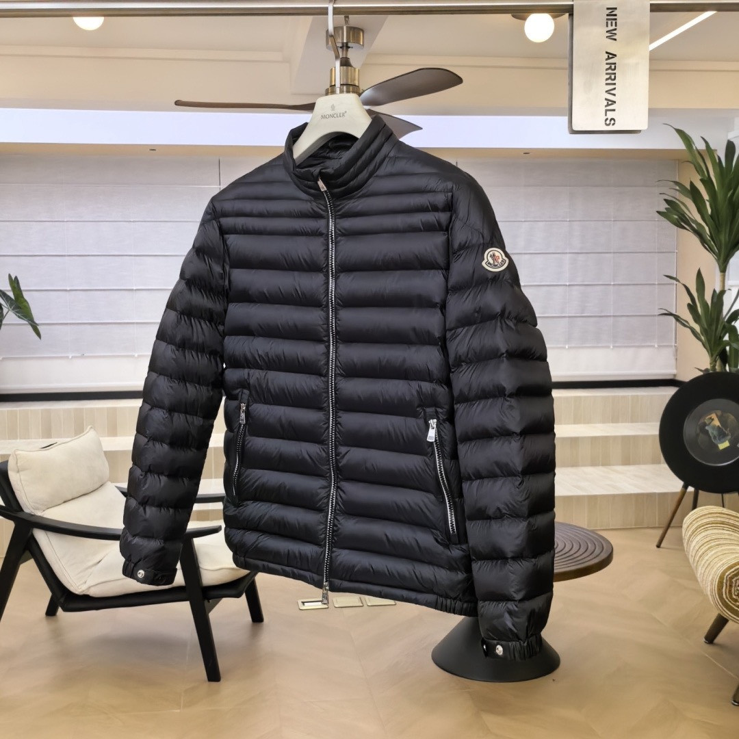 <p>Moncler 原单鹅绒羽絨服(黑)</p>