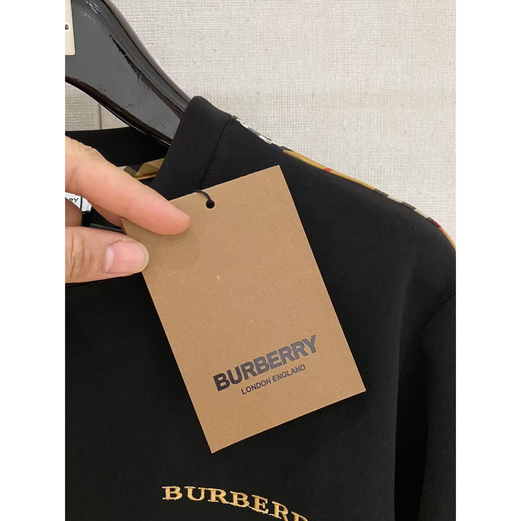 <p>BURBERRY 太空棉卫衣(黑)</p>