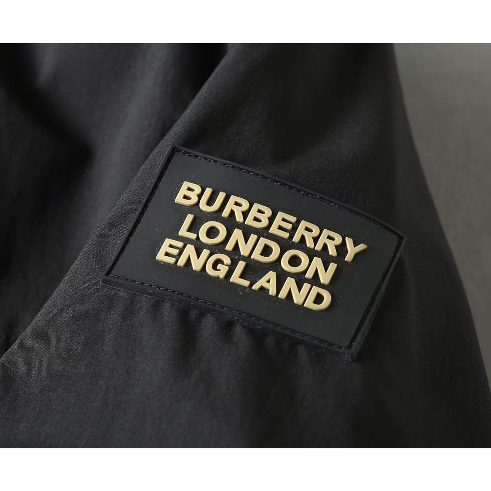 <p>BURBERRY 男士夹克外套(800872)</p>