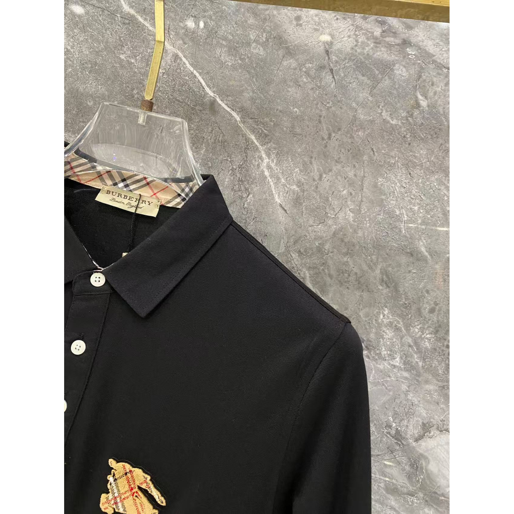 <p>Burberry 秋冬长袖Polo(782979)</p>