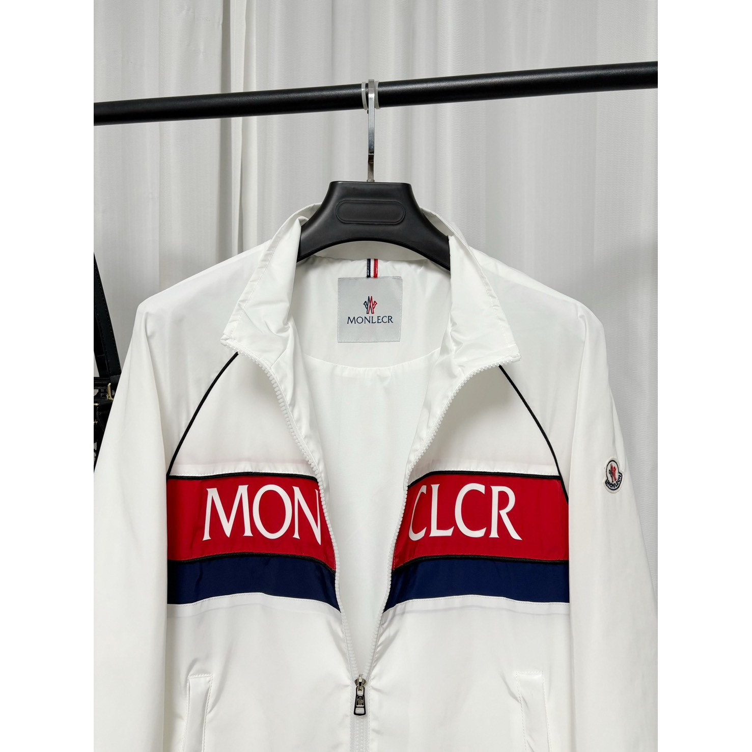 <p>Moncler 夹克外套</p>