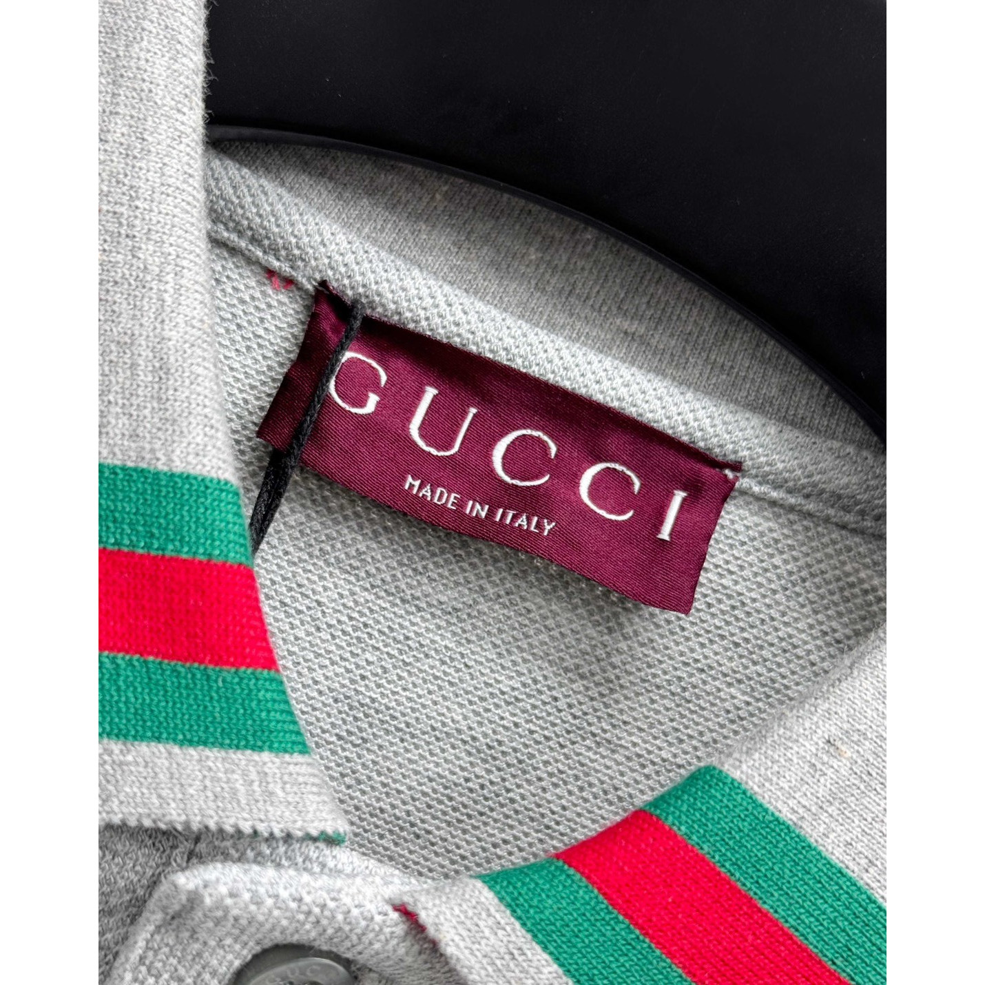 <p>GUCCI 短袖翻领polo衫(灰)</p>