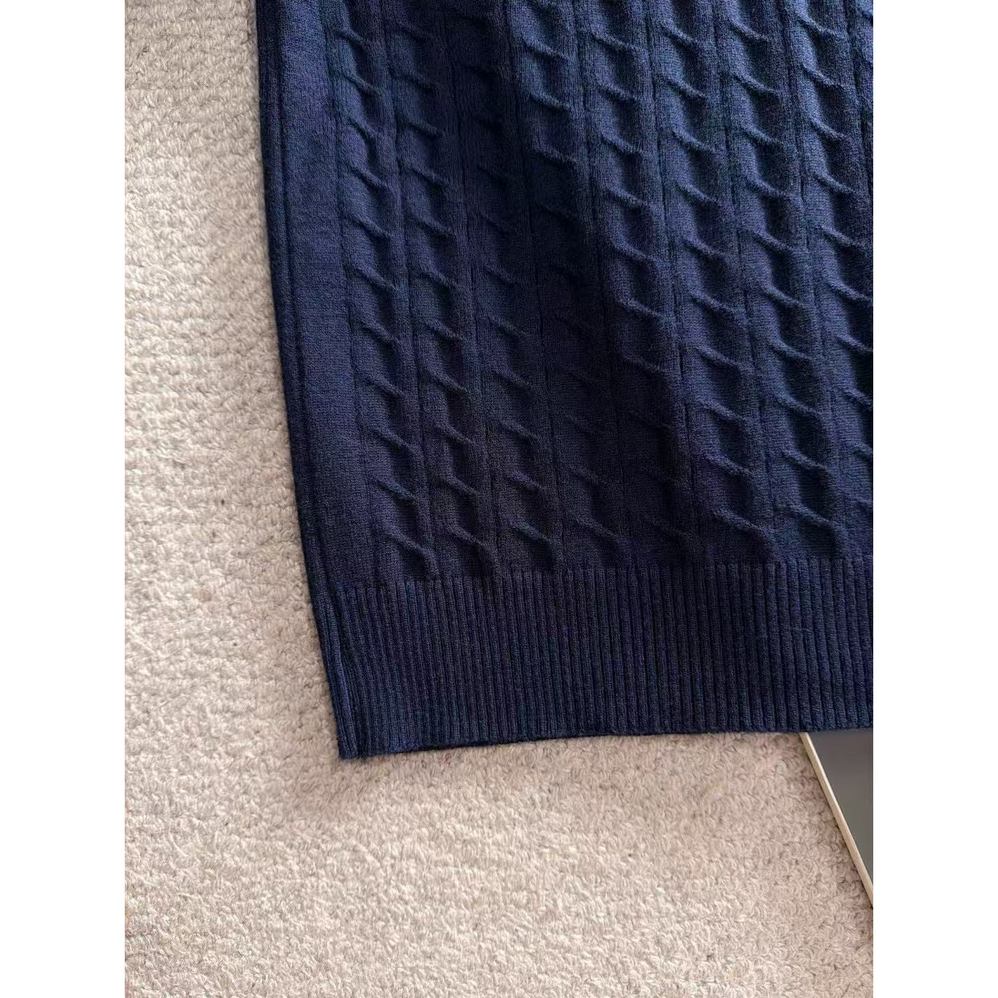 <p>GUCCI&nbsp;秋冬官网最新毛衣(藍)</p>