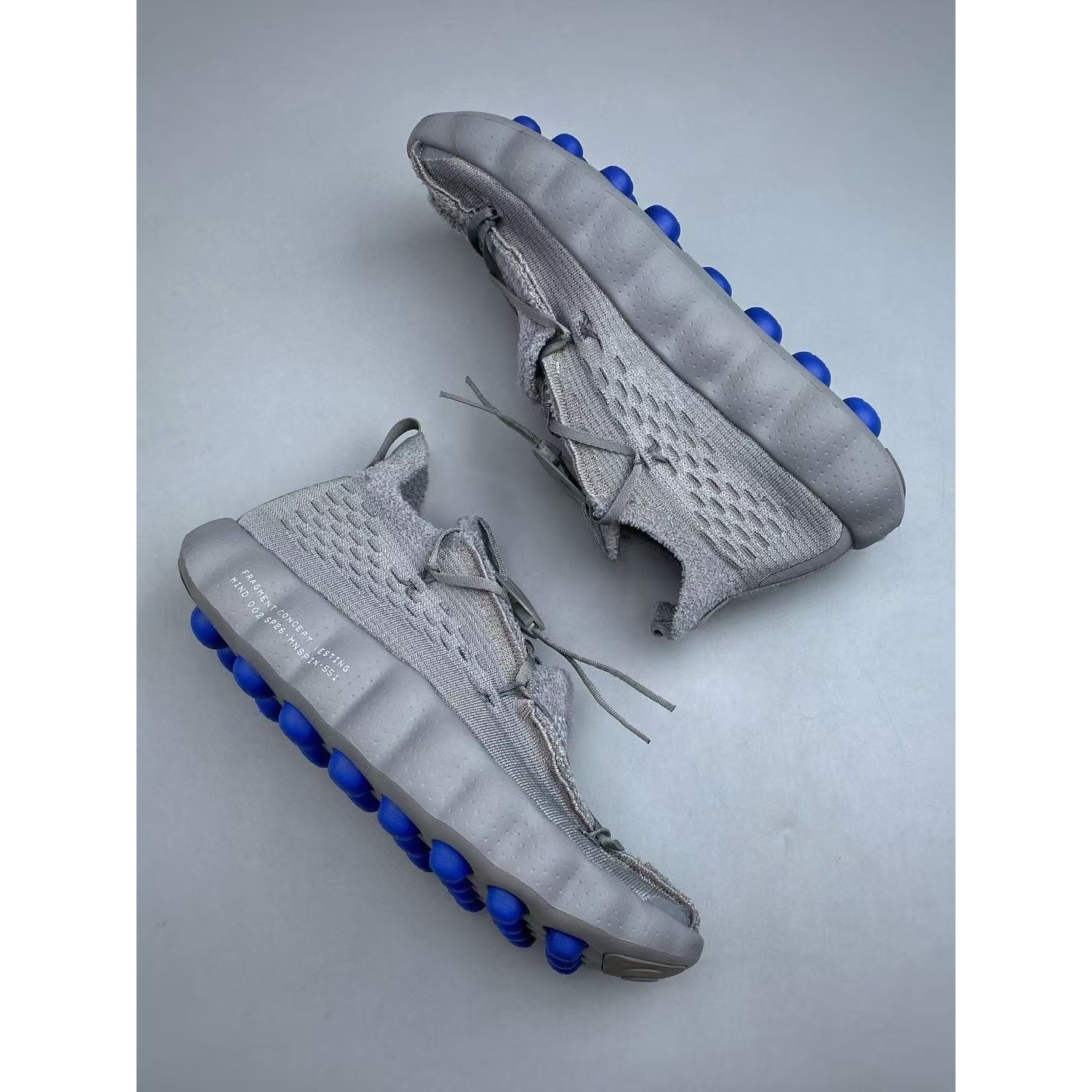 <p>Nike x Fragment Mind 002 足底按摩鞋(灰)</p>