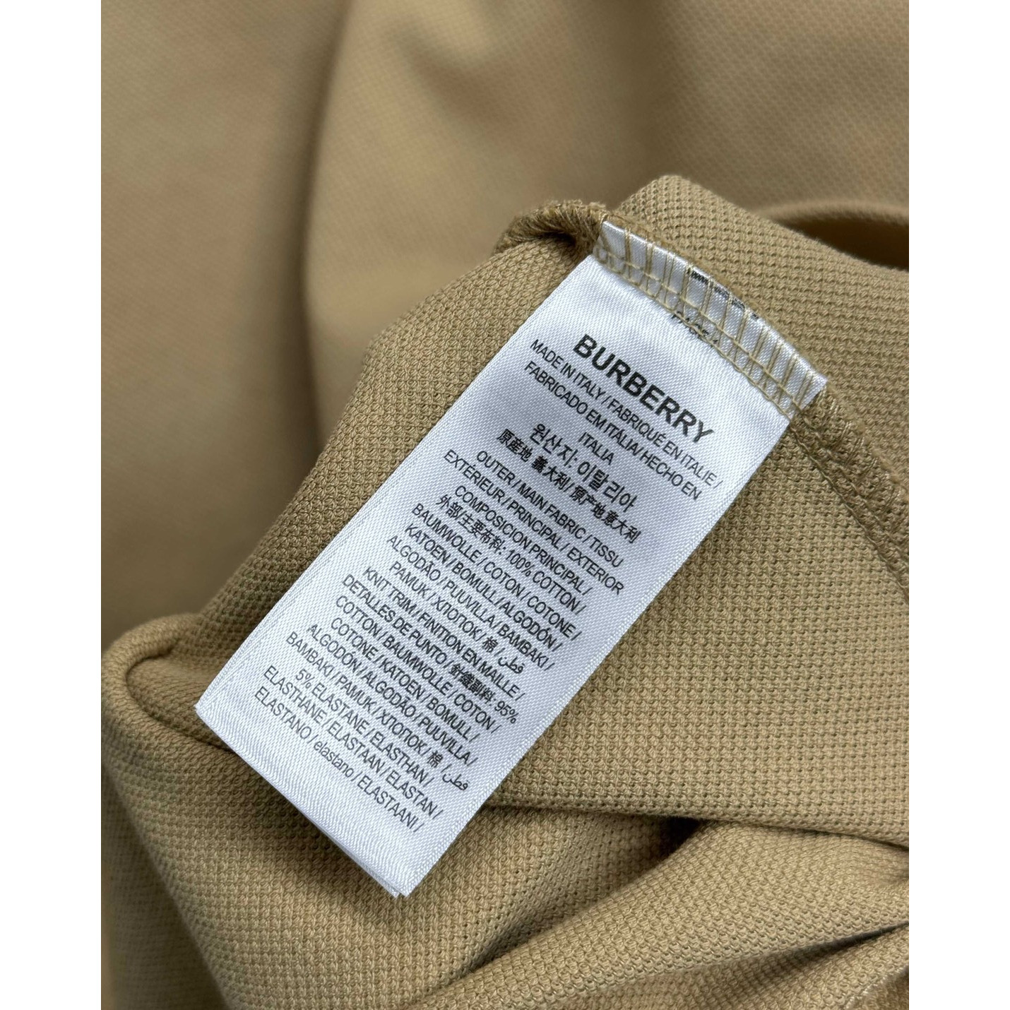 <p>BURBERRY 短袖翻领polo衫(杏)</p>