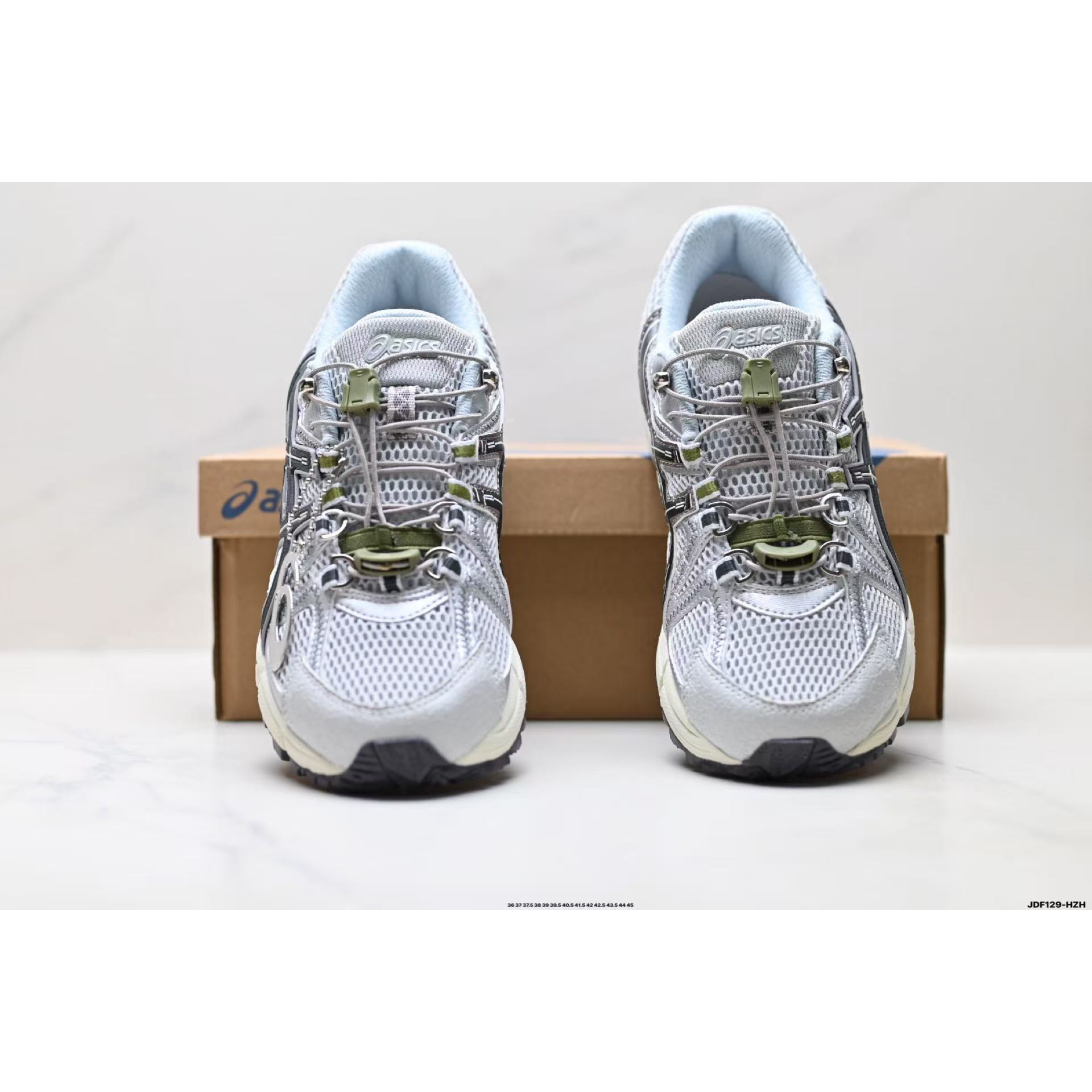 <p>Asics Gel-Kahana 8 FL&nbsp; 经典户外跑鞋(白)</p>