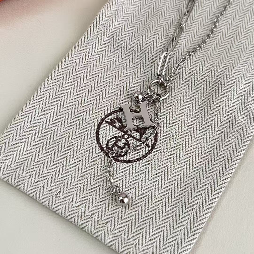 <p>HERMES 项链</p>