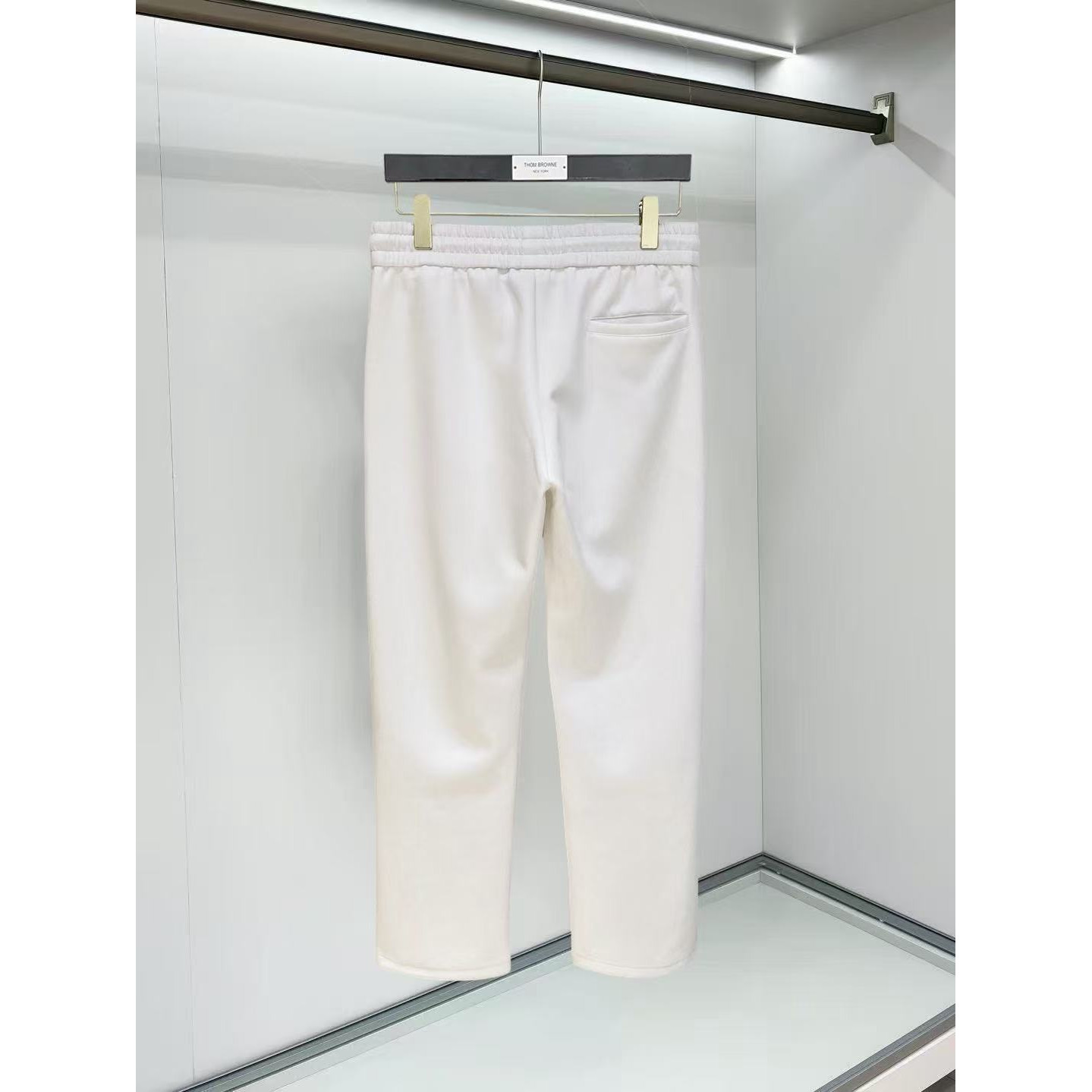 <p>LOEWE 男士长裤(782462)</p>