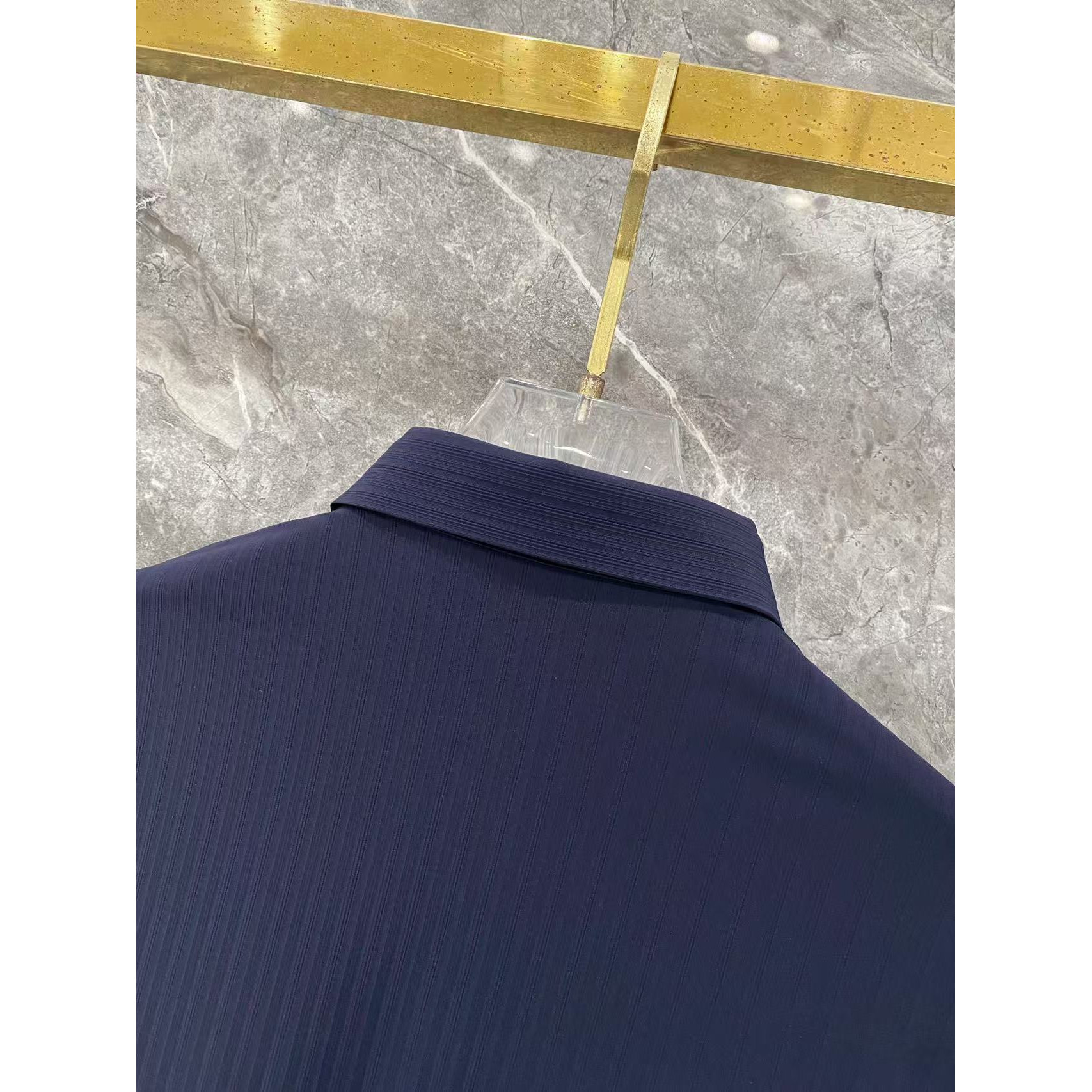 <p>LV 秋冬长袖Polo(782987)</p>