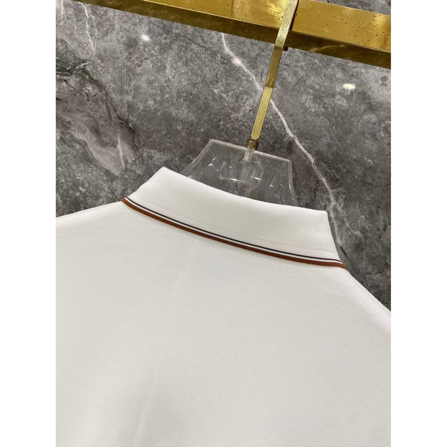 <p>LOEWE 秋冬长袖Polo(782986)</p>
