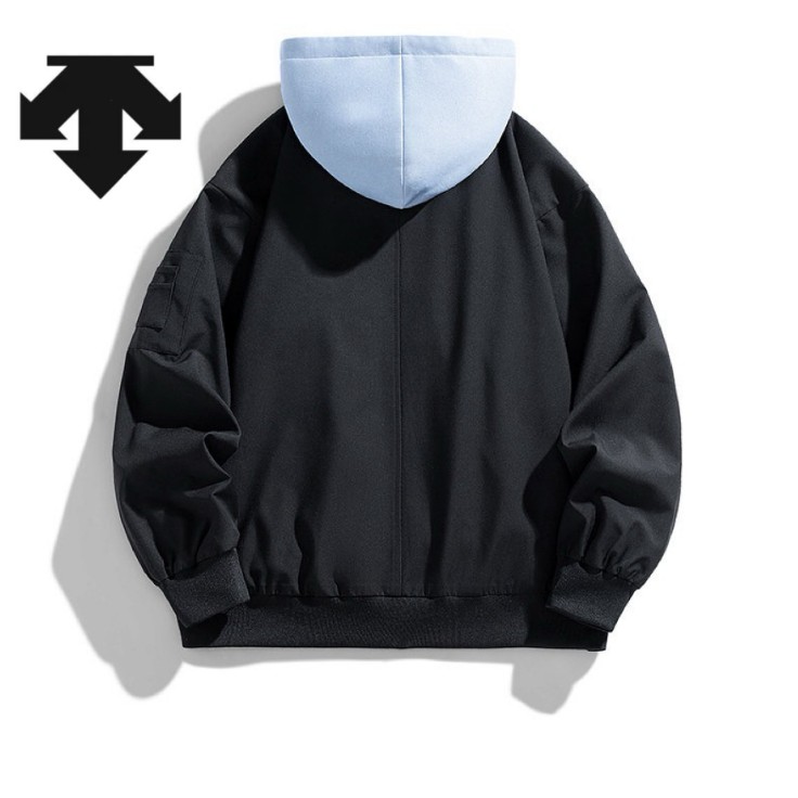 <p>DESCENTE 男士軟殼外套(黑)</p>