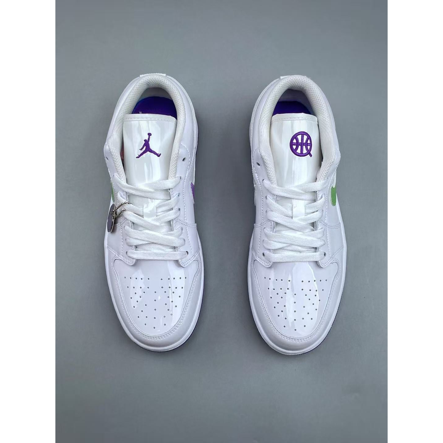 <p>Nike AIR JORDAN 1LOW G &nbsp;AJ1 低帮文化休闲板鞋(白)</p>