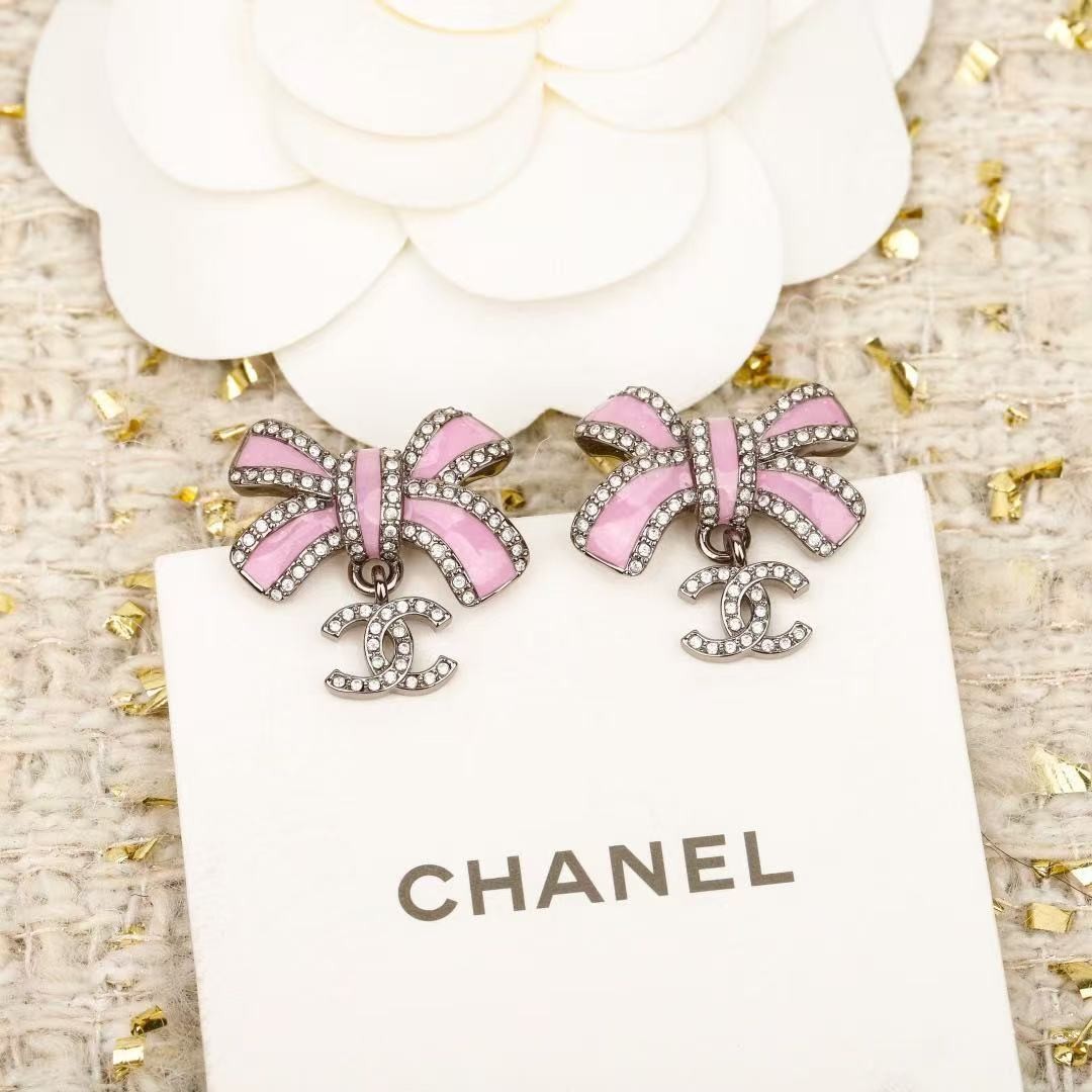 <p>CHANEL&nbsp;25B蝴蝶结耳环</p>