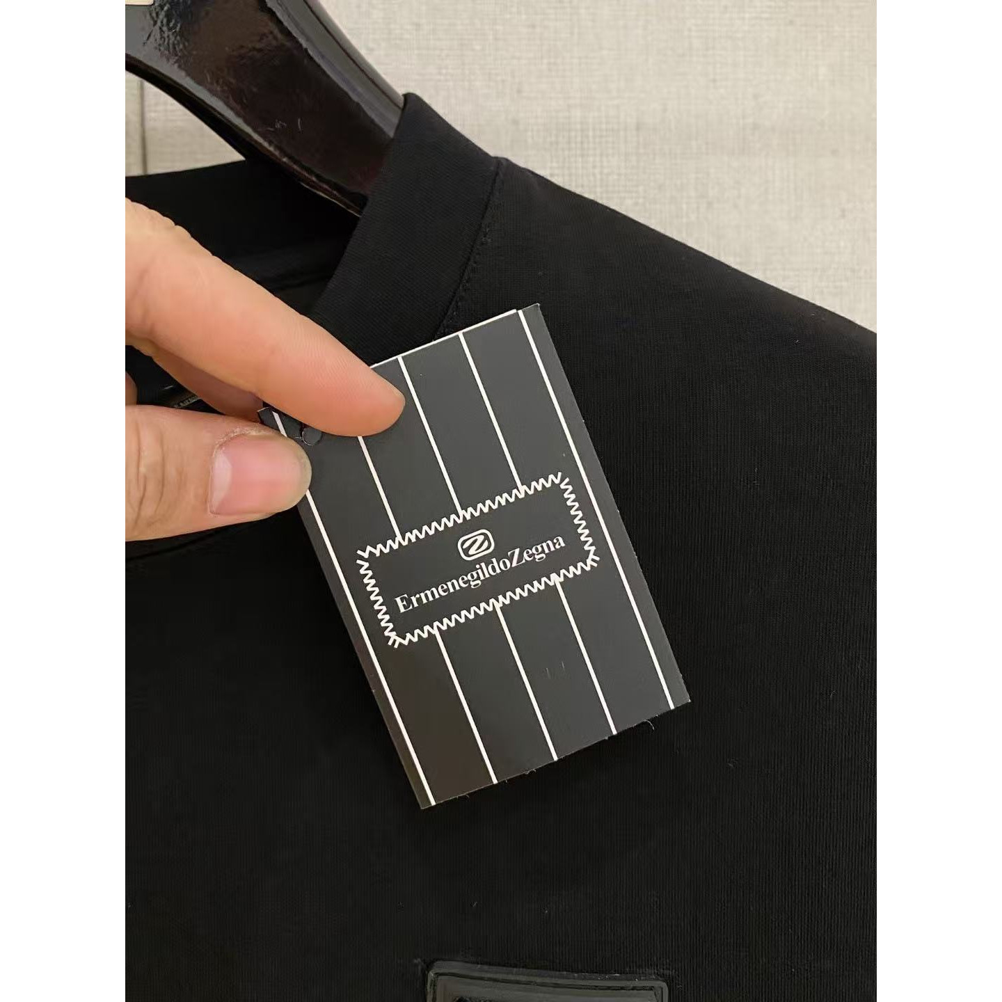 <p>Ermenegildo Zegna 太空棉卫衣(黑)</p>
