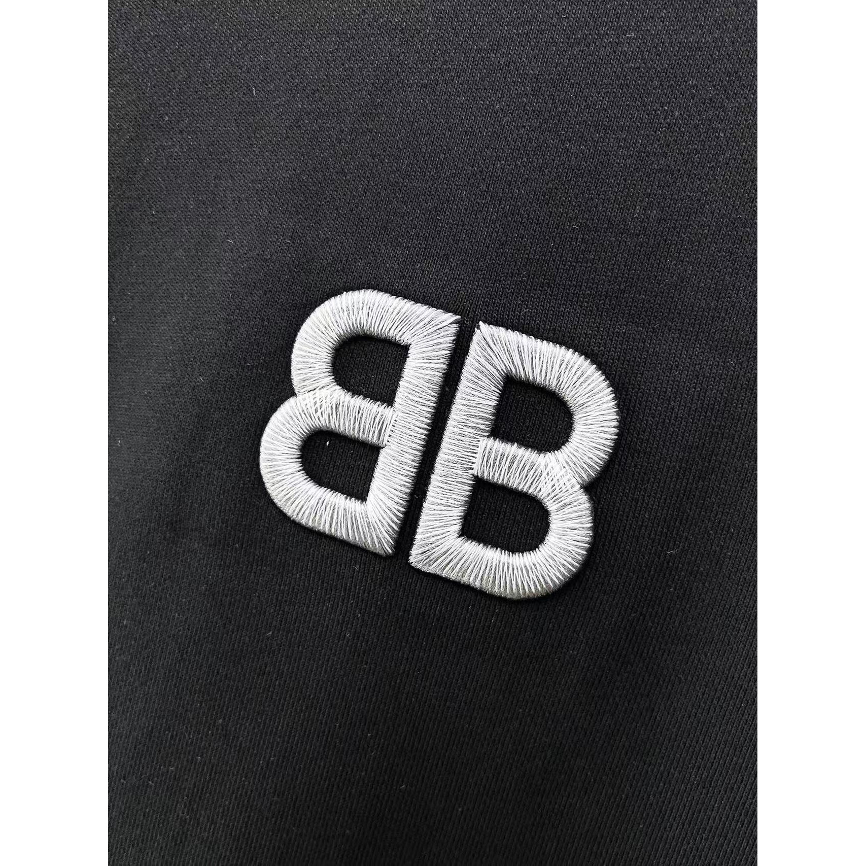 <p>Balenciaga 圓領長袖T恤(黑)</p>