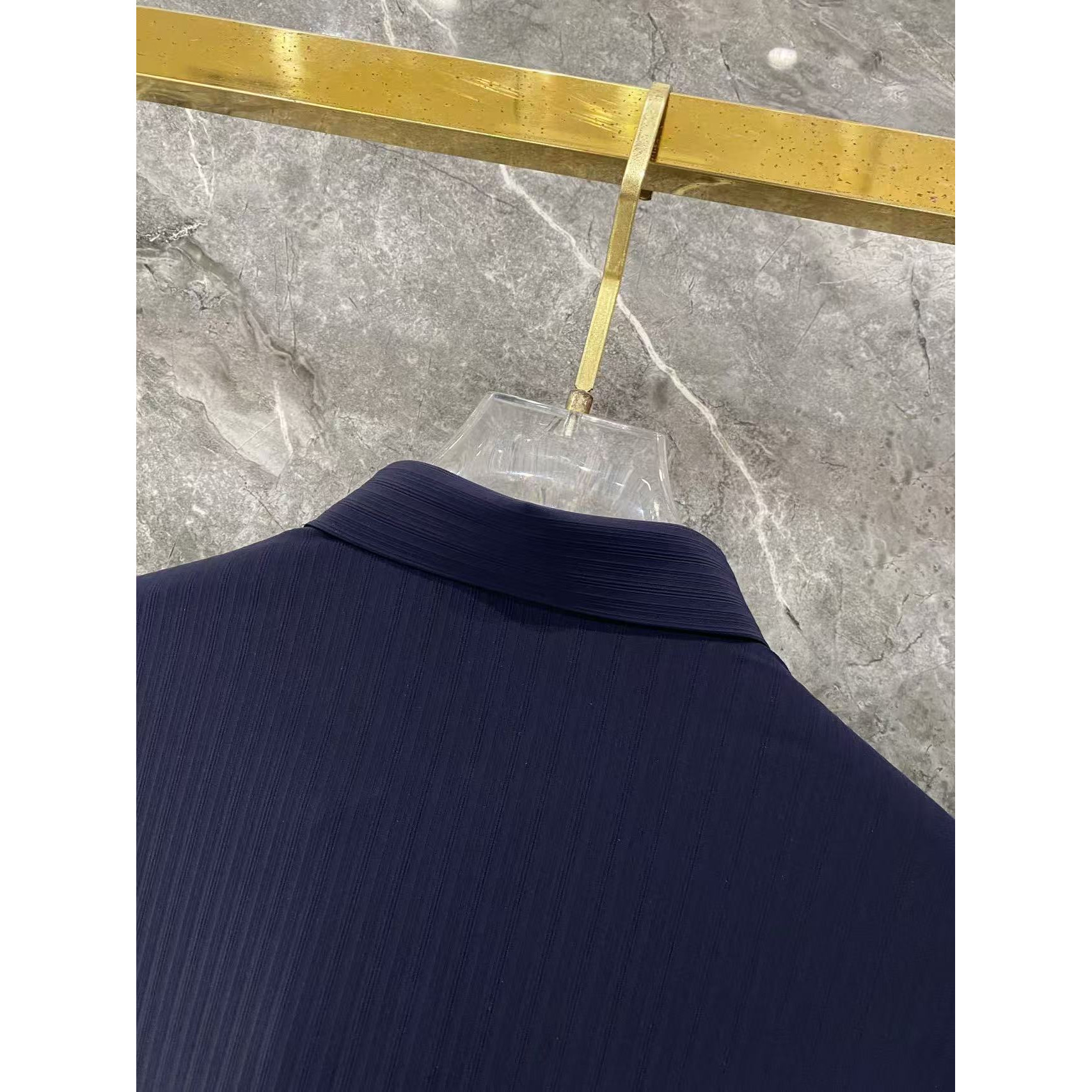 <p>Prada 秋冬长袖Polo(783011)</p>