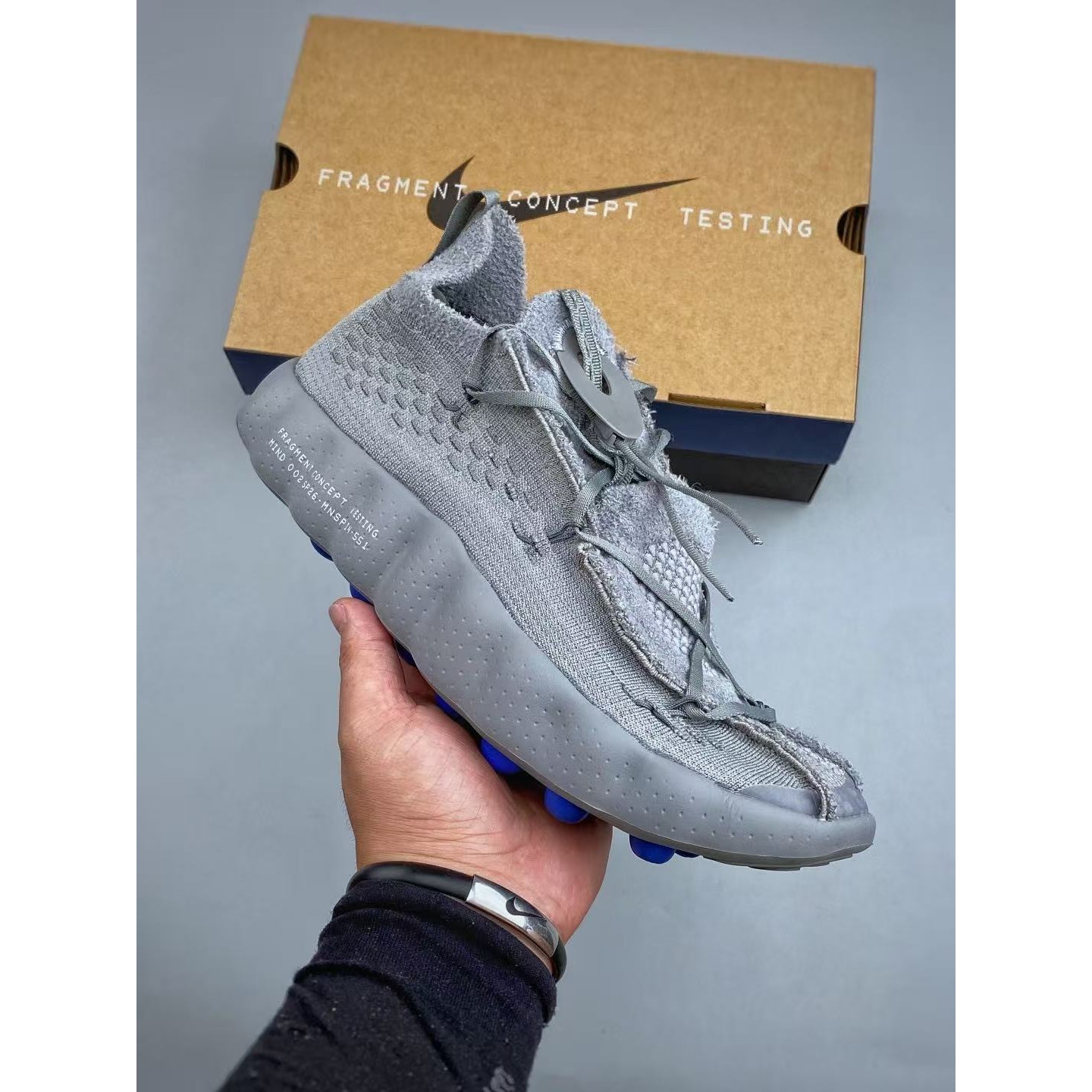 <p>Nike x Fragment Mind 002 足底按摩鞋(灰)</p>