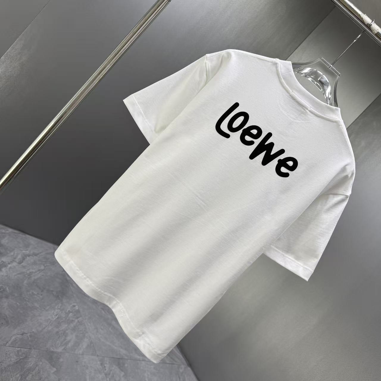 <p>Loewe 短袖T恤(白)</p>