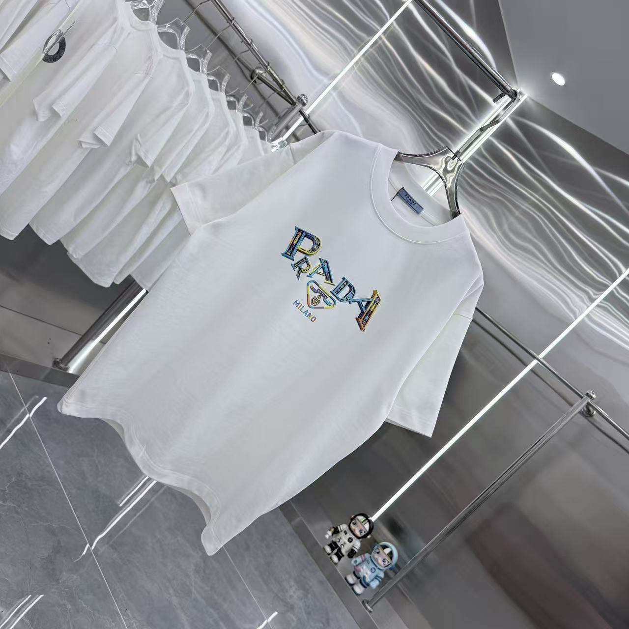<p>Prada 圓領T恤</p>