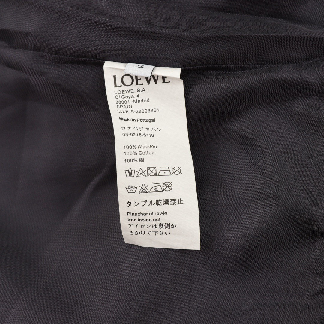 <p>LOEWE 经典LOGO刺绣夹克外套(藍)</p>