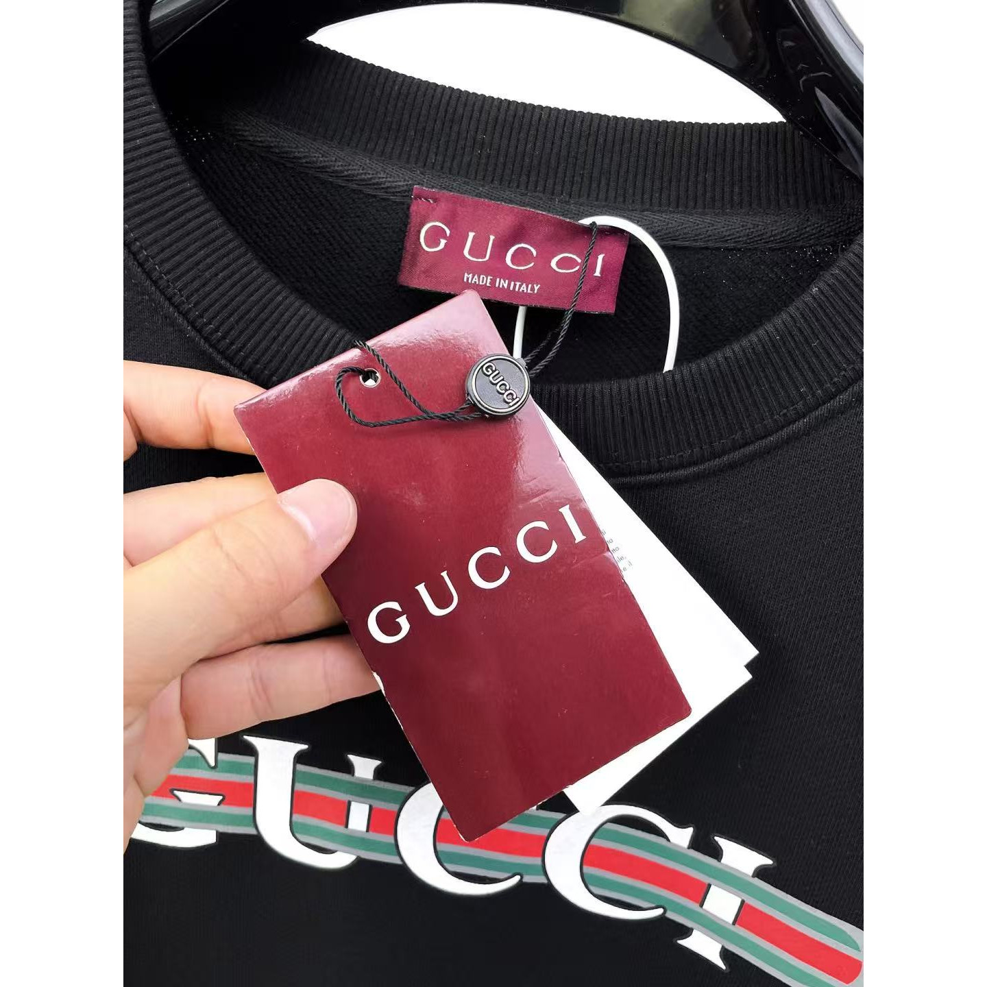 <p>GUCCI 圆领卫衣(黑)</p>