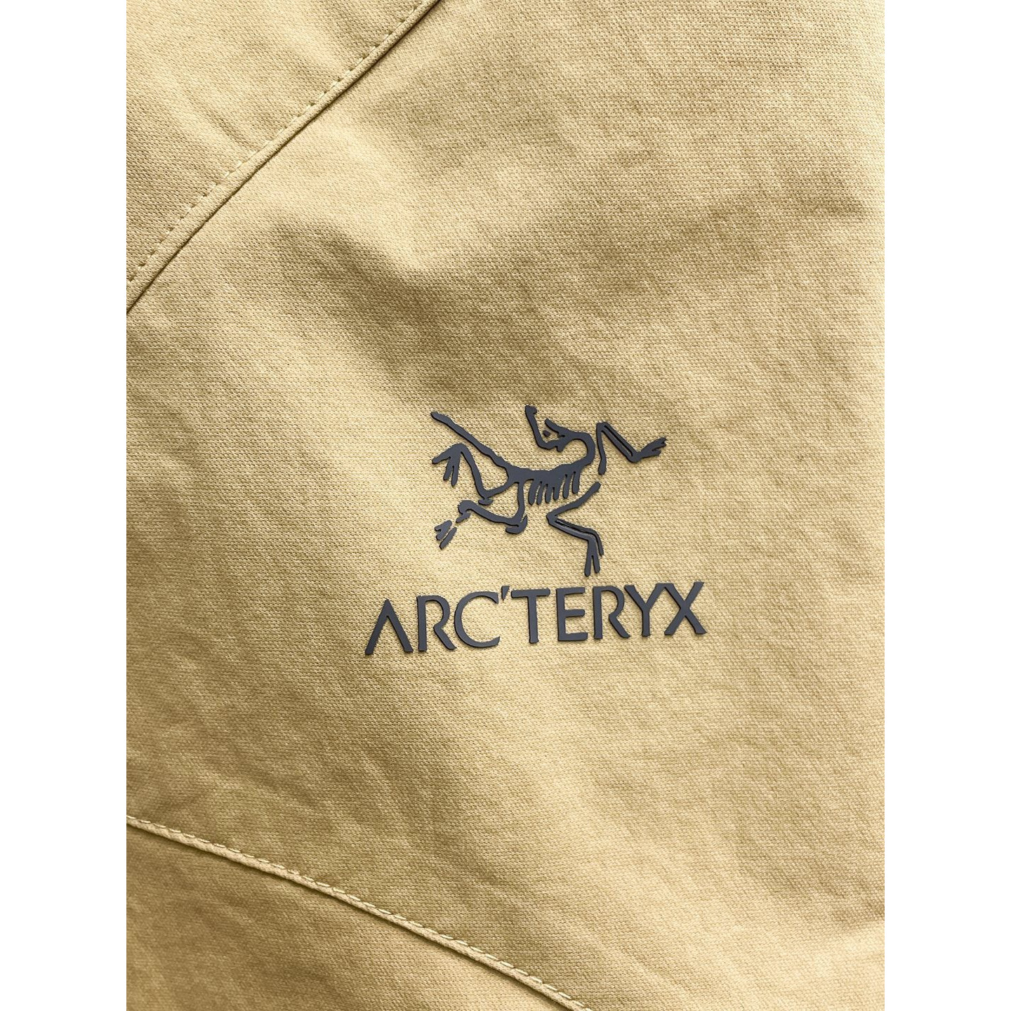 <p>Arc'teryx 休闲短裤(卡其)</p>
