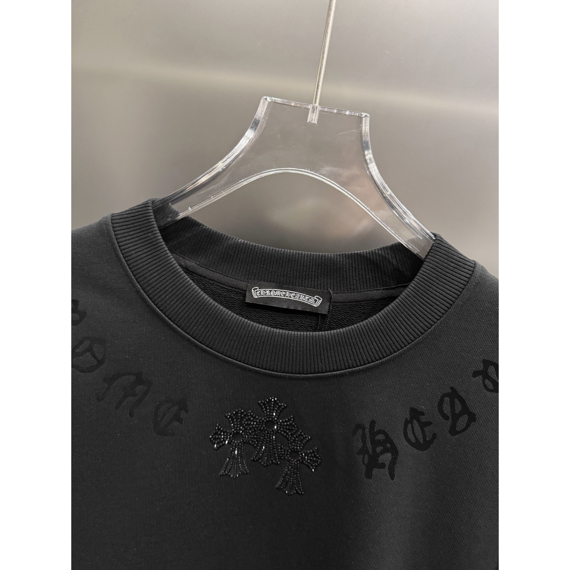<p>CHROME HEARTS 圆领长袖卫衣(黑)</p>