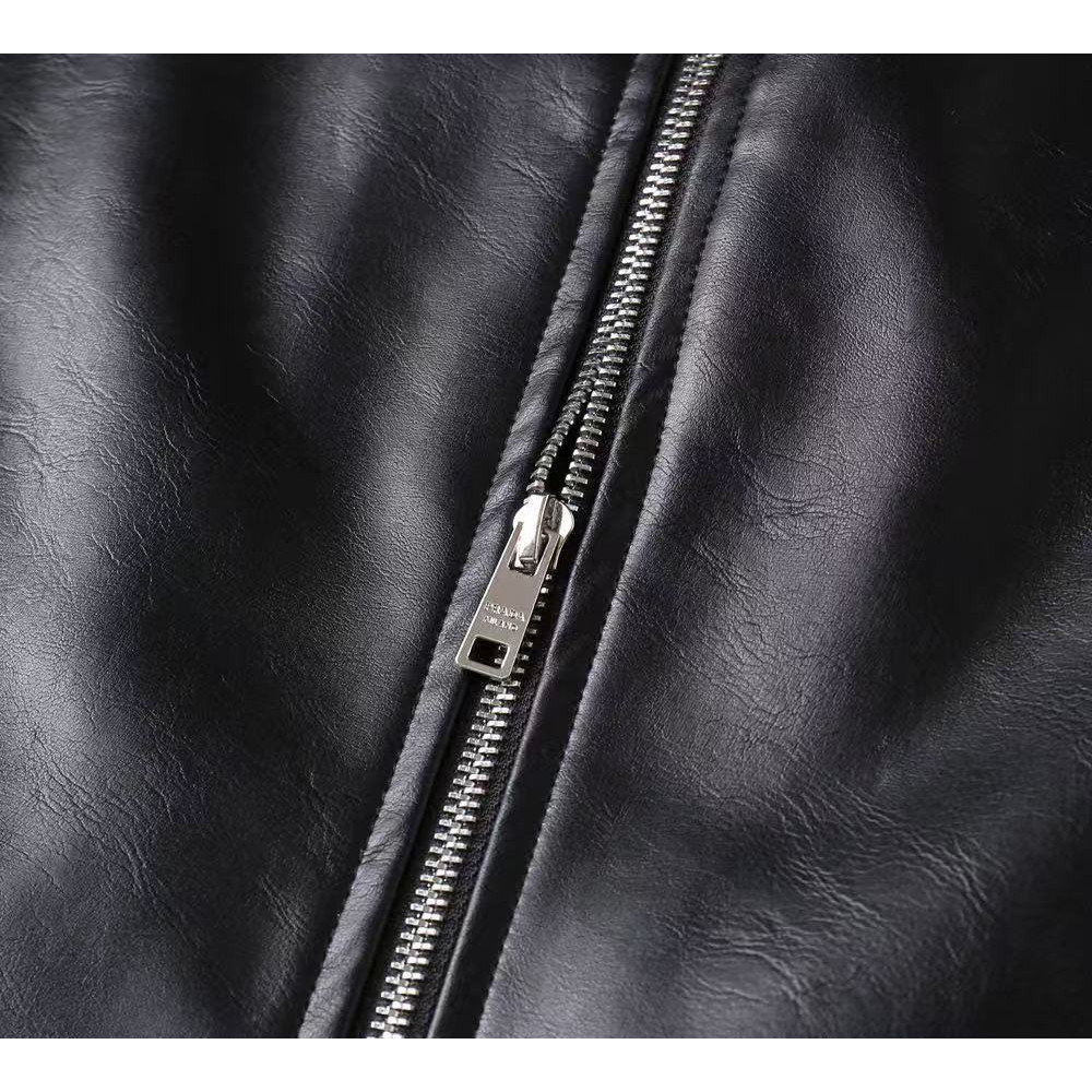 <p>PRADA 男士皮夹克外套(黑)</p>