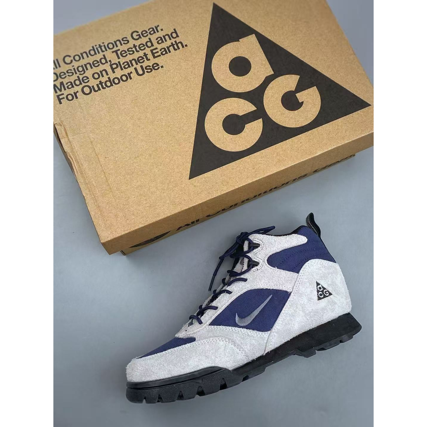 <p>Nike ACG Torre&ldquo;Light Pumice&rdquo; 户外功能鞋(藍/黑/灰/白/卡其)</p>