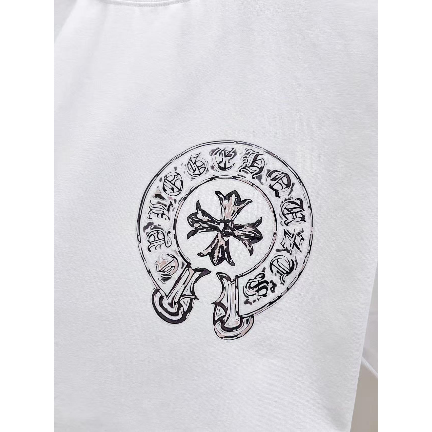 <p>CHROME HEARTS 手绘泼墨短袖t恤(白)</p>