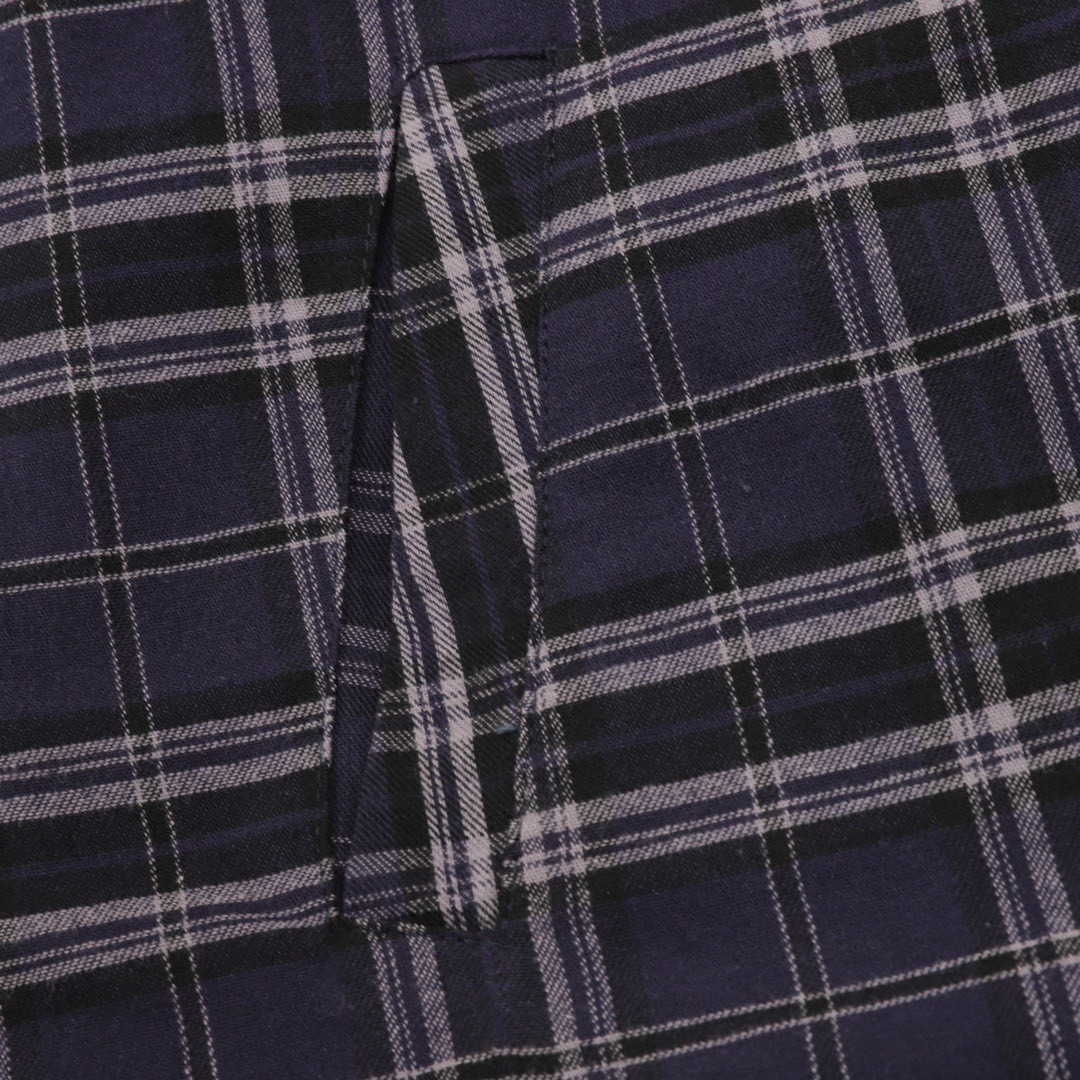 <p>Balenciaga 格纹贴布字母拉链外套</p>