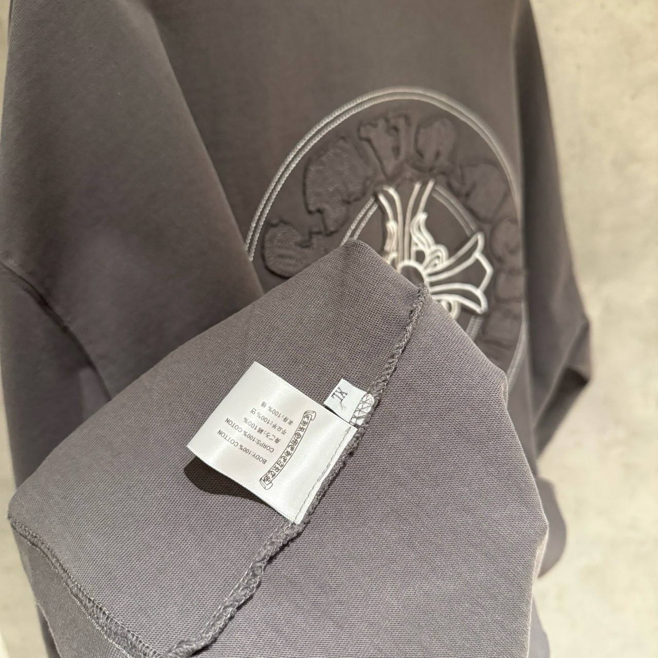 <p>CHROME HEARTS 长袖T恤(灰D34)</p>