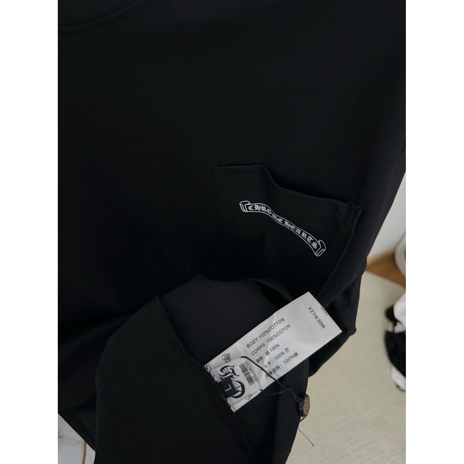 <p>Chrome Hearts 十字梵文圆领长T(HE273黑)</p>