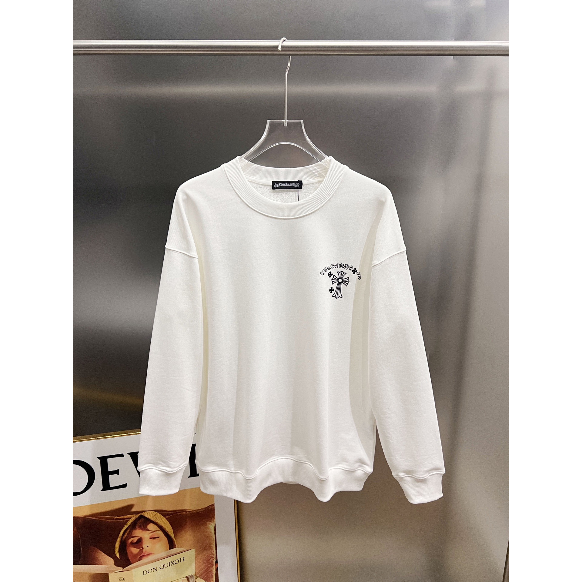 <p>CHROME HEARTS 圆领长袖卫衣(白)</p>