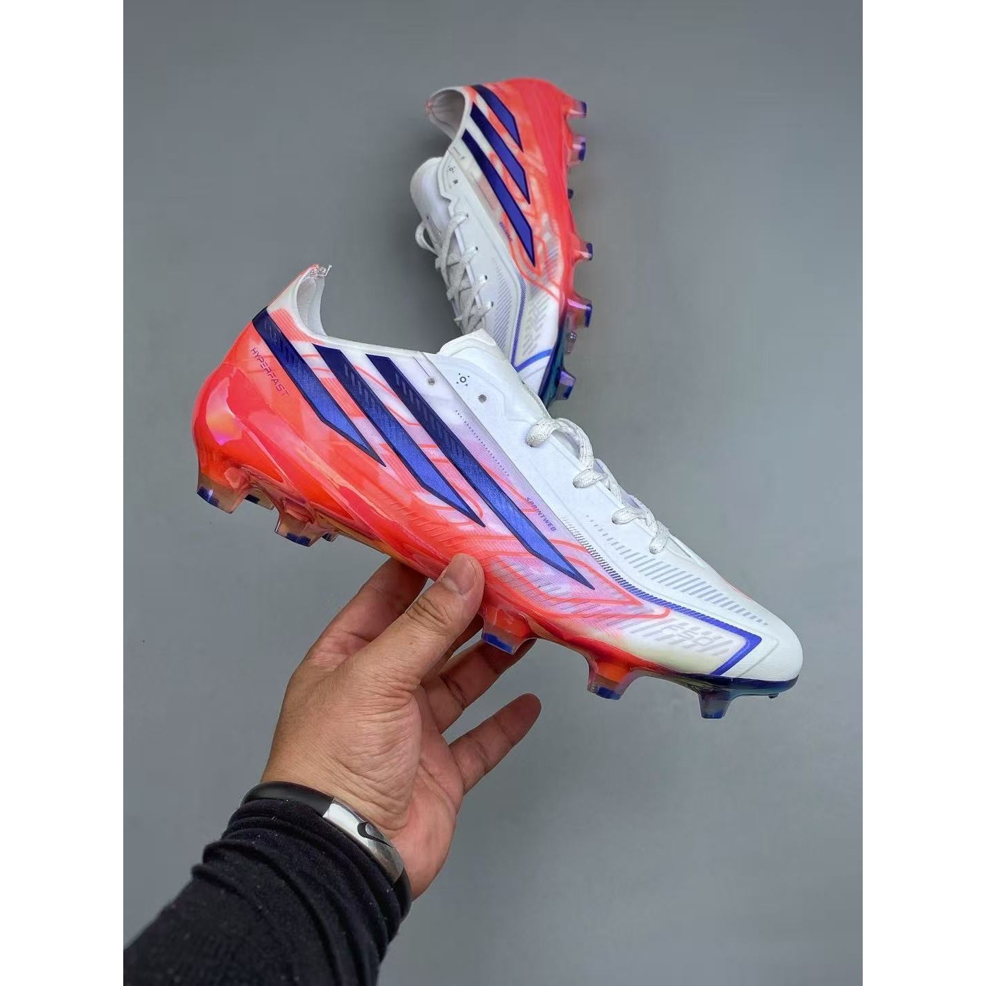 <p>Adidas F50 ELITE 足球鞋(白紅)</p>